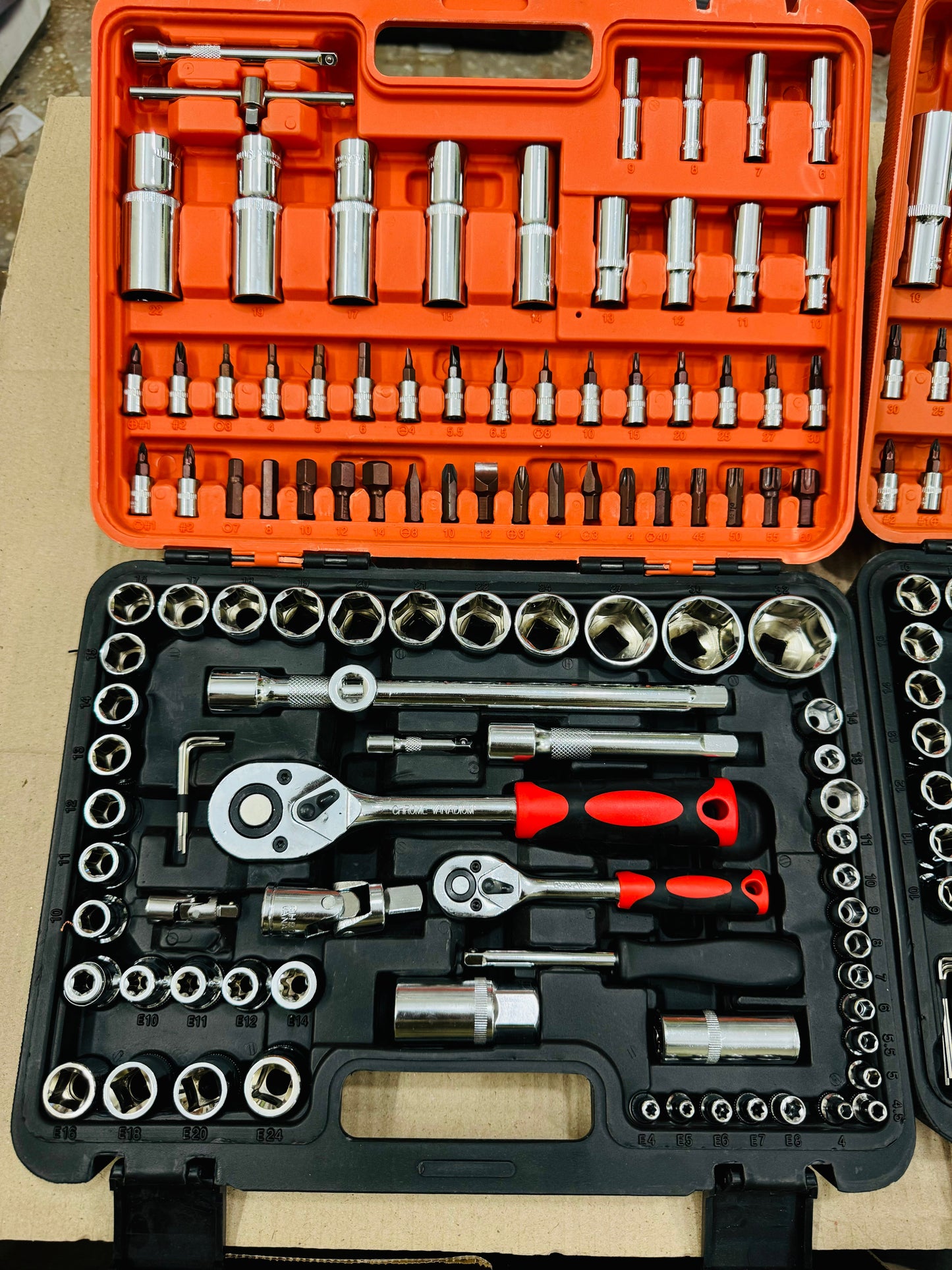 Lot imported commercial toolkits set