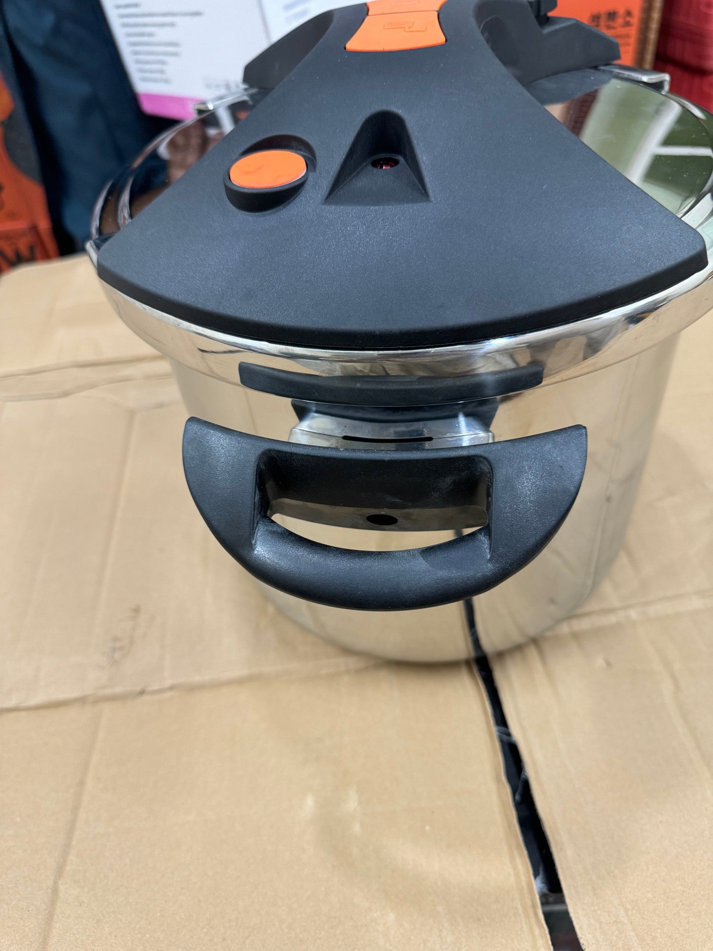 Italy Dessini 12 litter pressure cooker