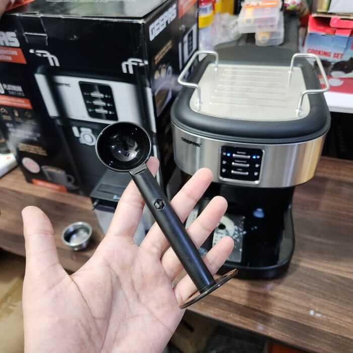 Geepas Espresso & Coffee Maker Machine p30 (2 years Warranty)