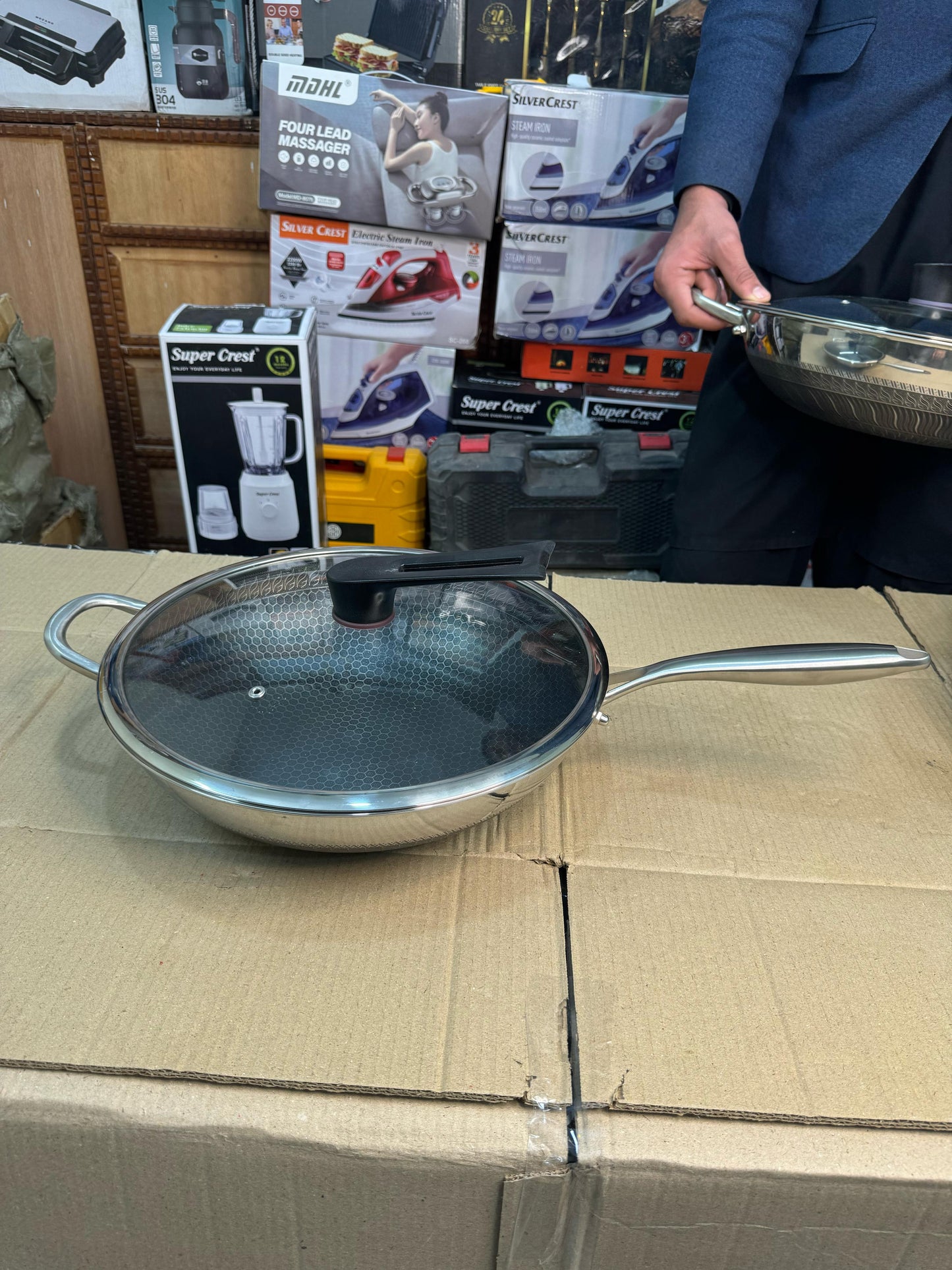 34cm Germany lesser honeycomb fry pan & handi