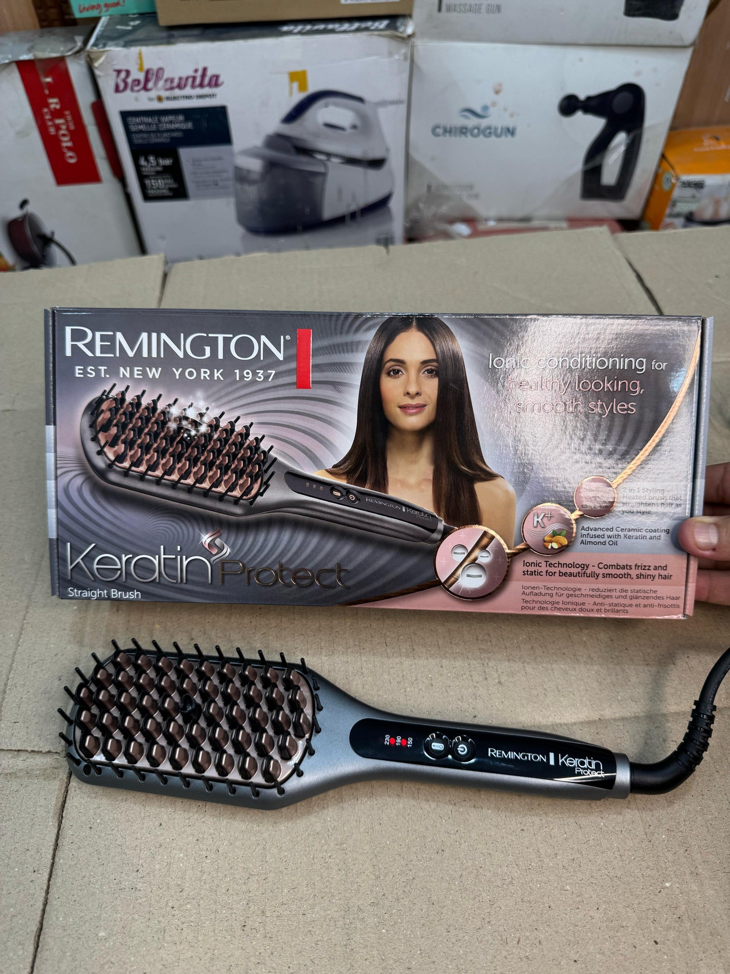 Remington Keratin Protect Straightener Brush CB-7480