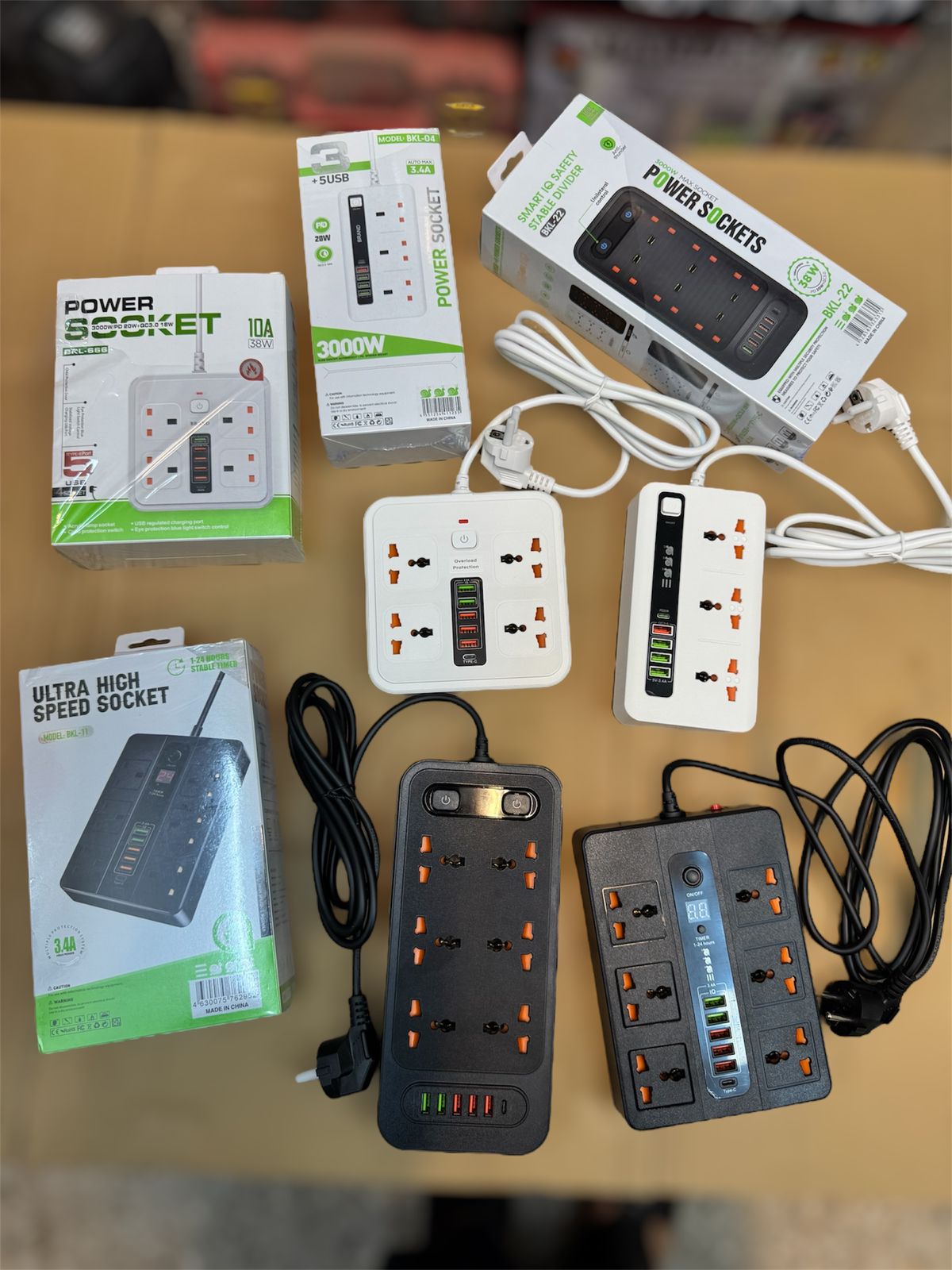 Good Quality Fireproof Extension Socket Board with USB Ports