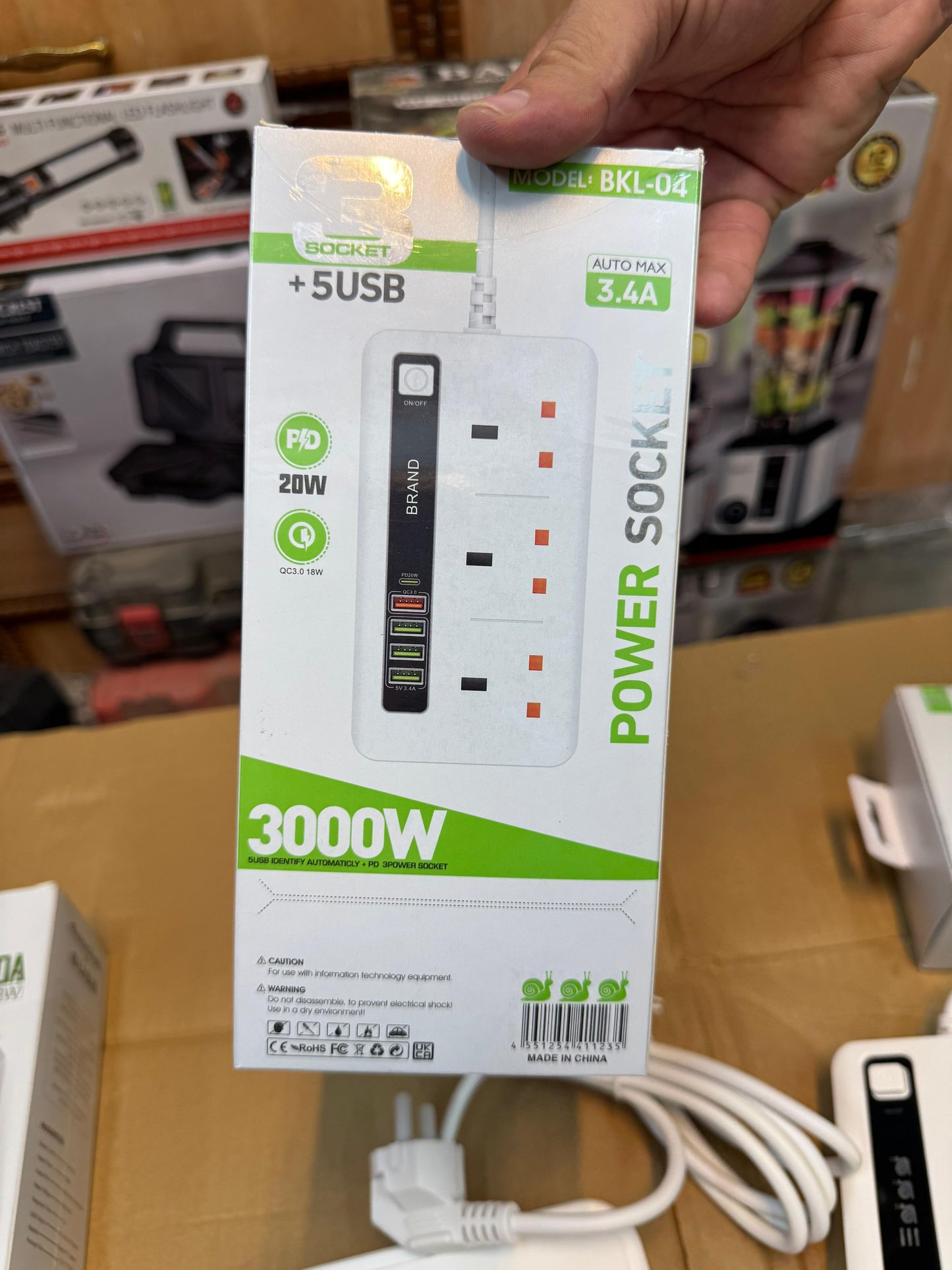 Good Quality Fireproof Extension Socket Board with USB Ports