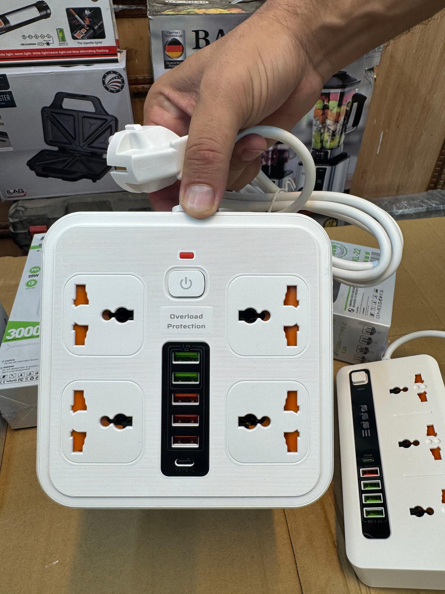 Good Quality Fireproof Extension Socket Board with USB Ports