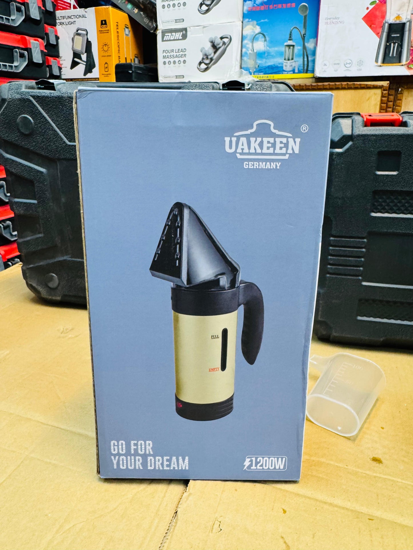 UAKEEN 2 IN 1 KETTLE & HANDY STEAMER