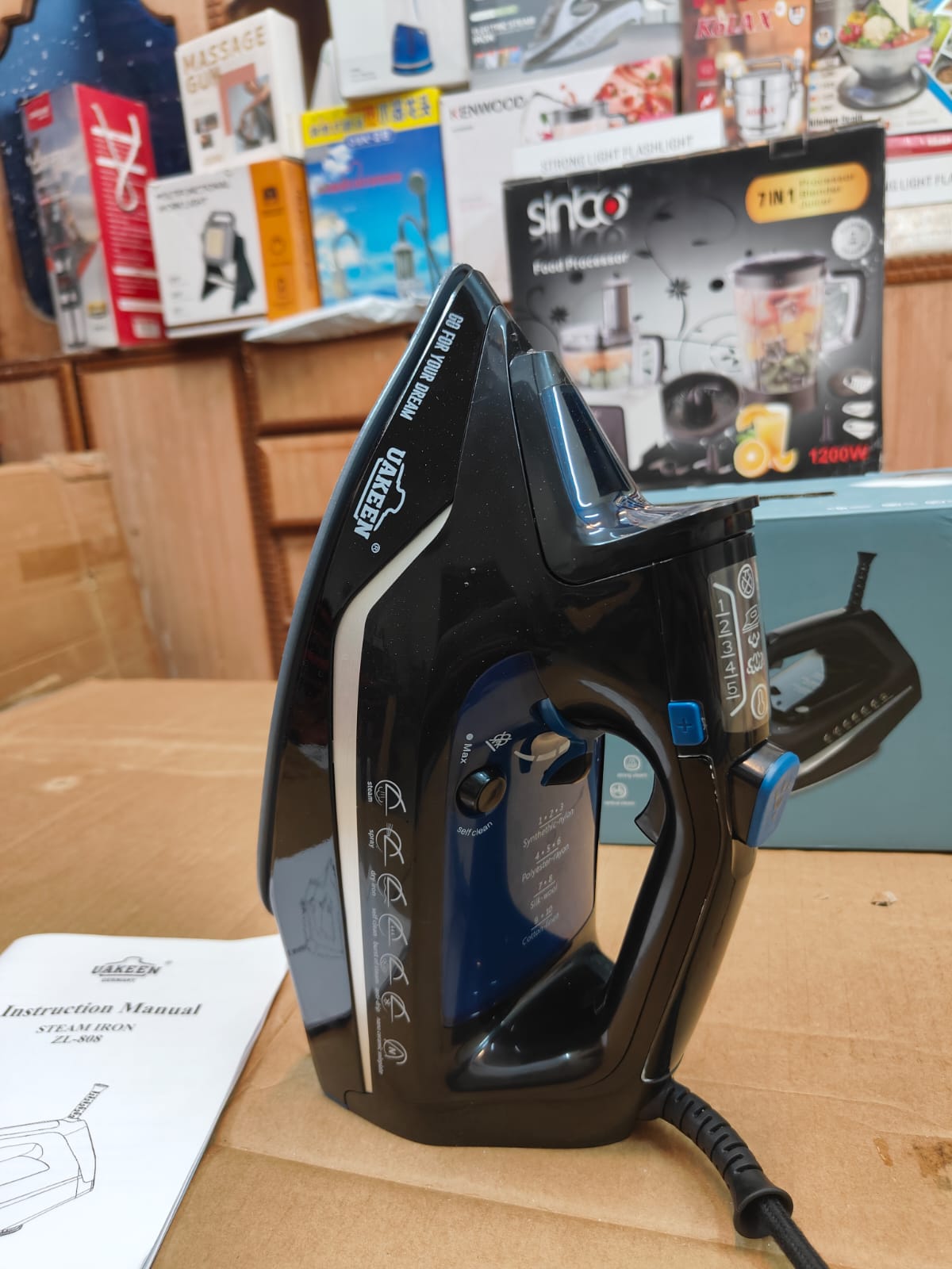 Uakeen Steam Iron ZL-808