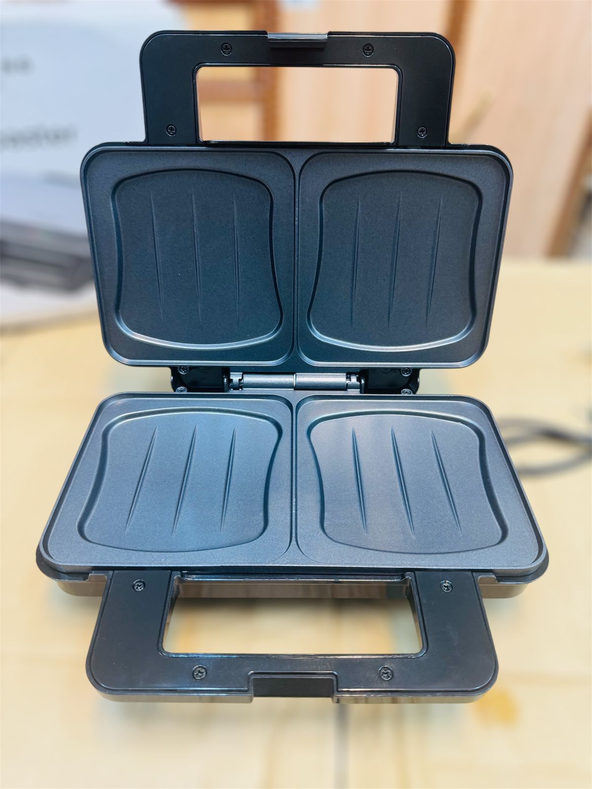 MOZANO sandwich maker