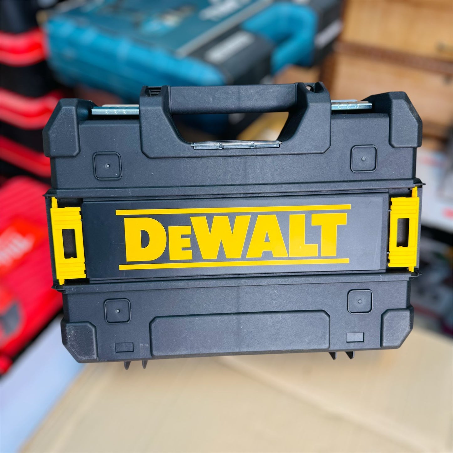 Dewalt 360 Rechargeable lesser level