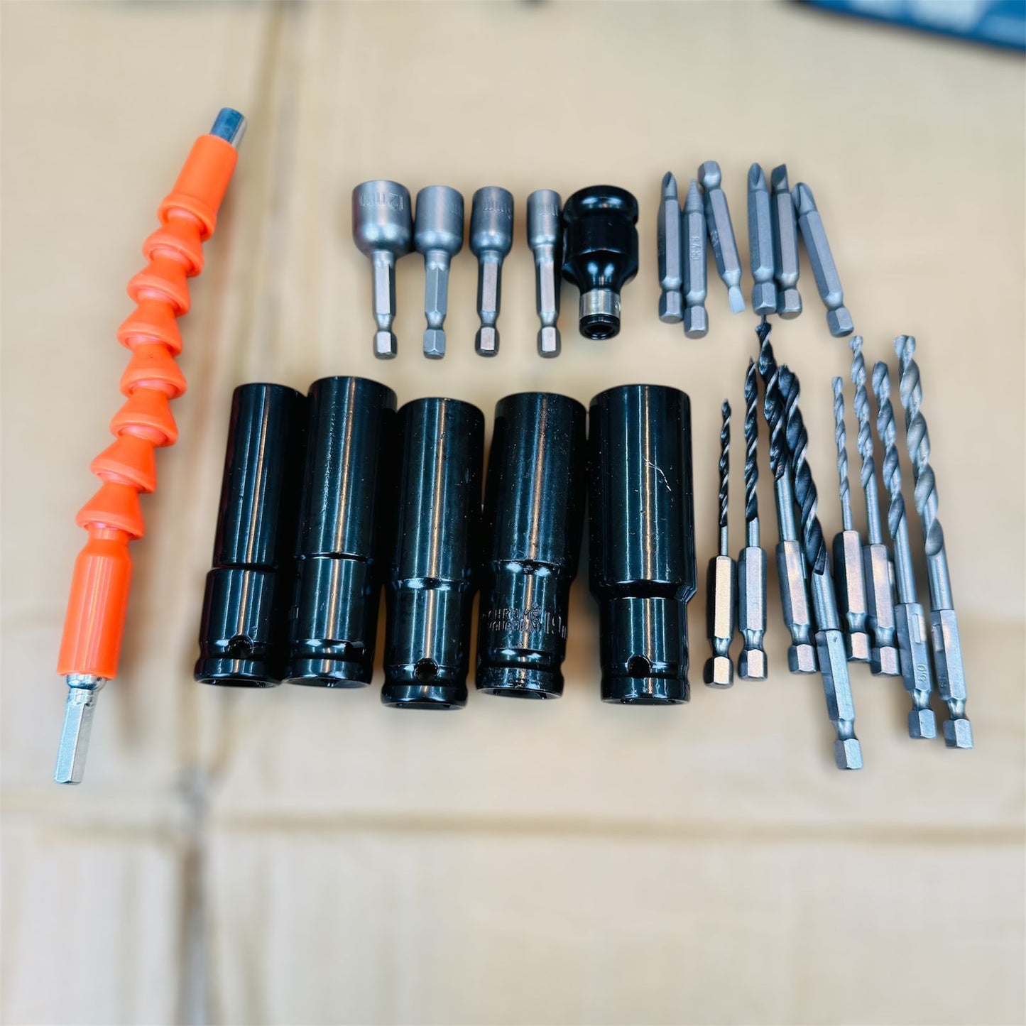 Makita 4 in 1 impact wencher set 800nm (commercial)