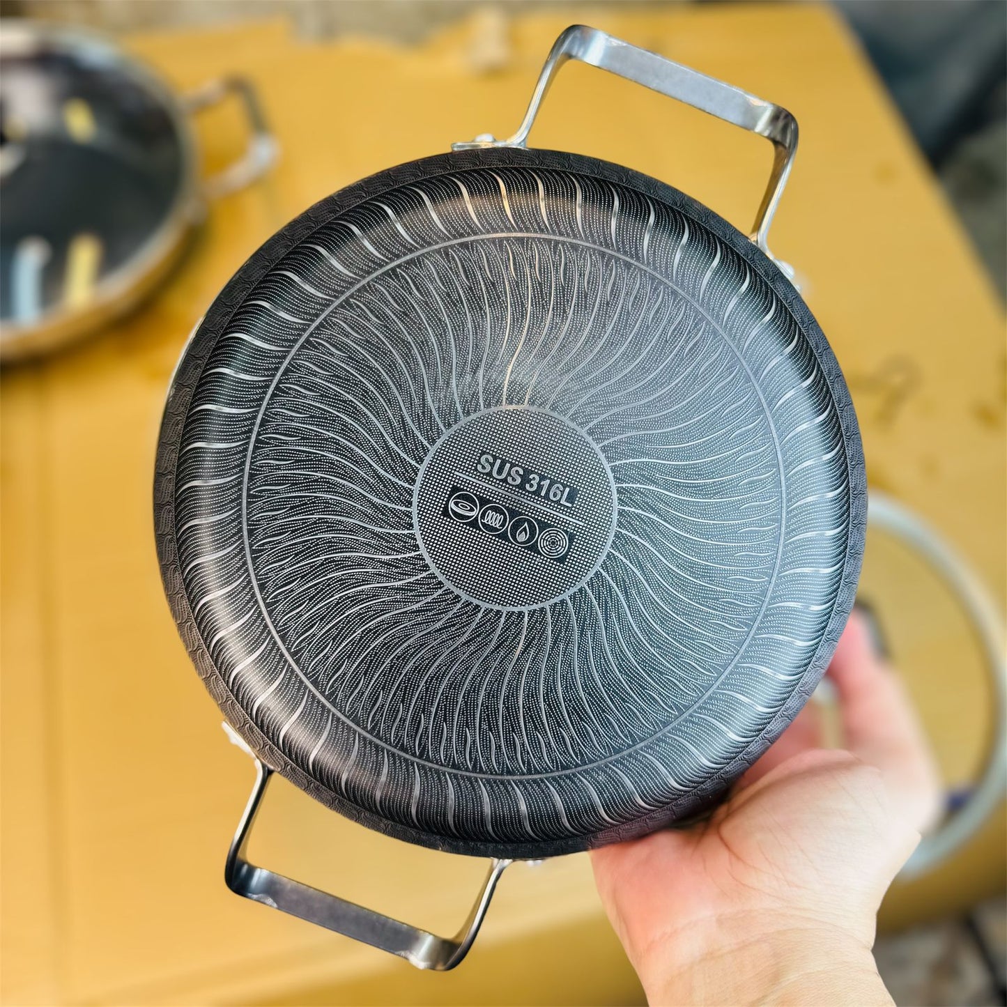 Germany lot honeycomb shallow fry pan set