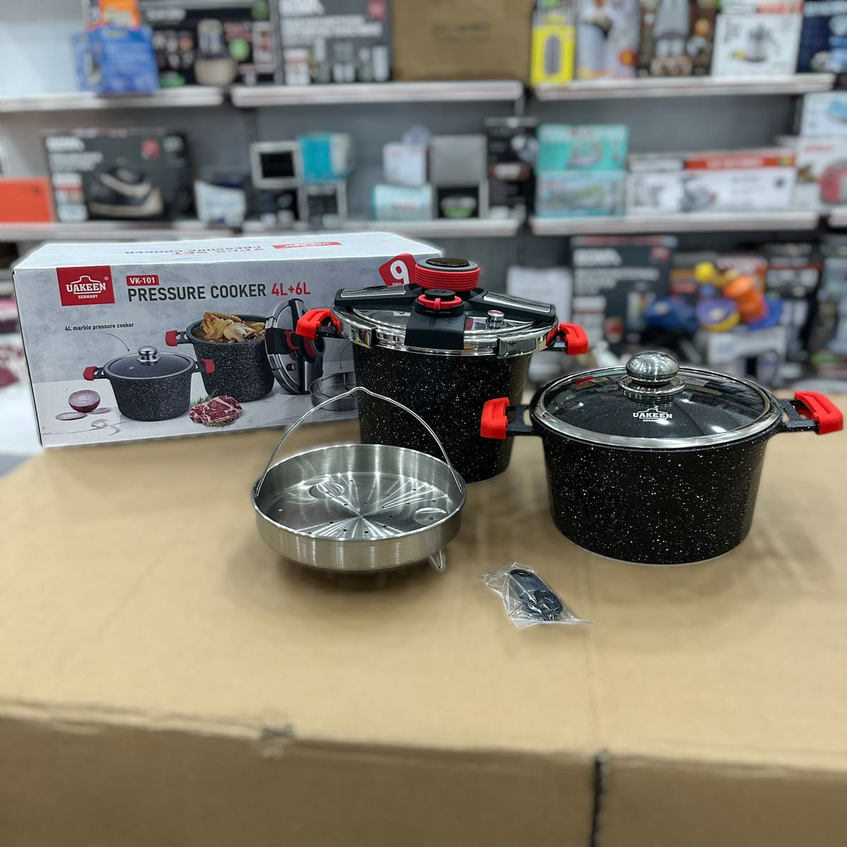 Uakeen 4L & 6L Digital Pressure Cooker