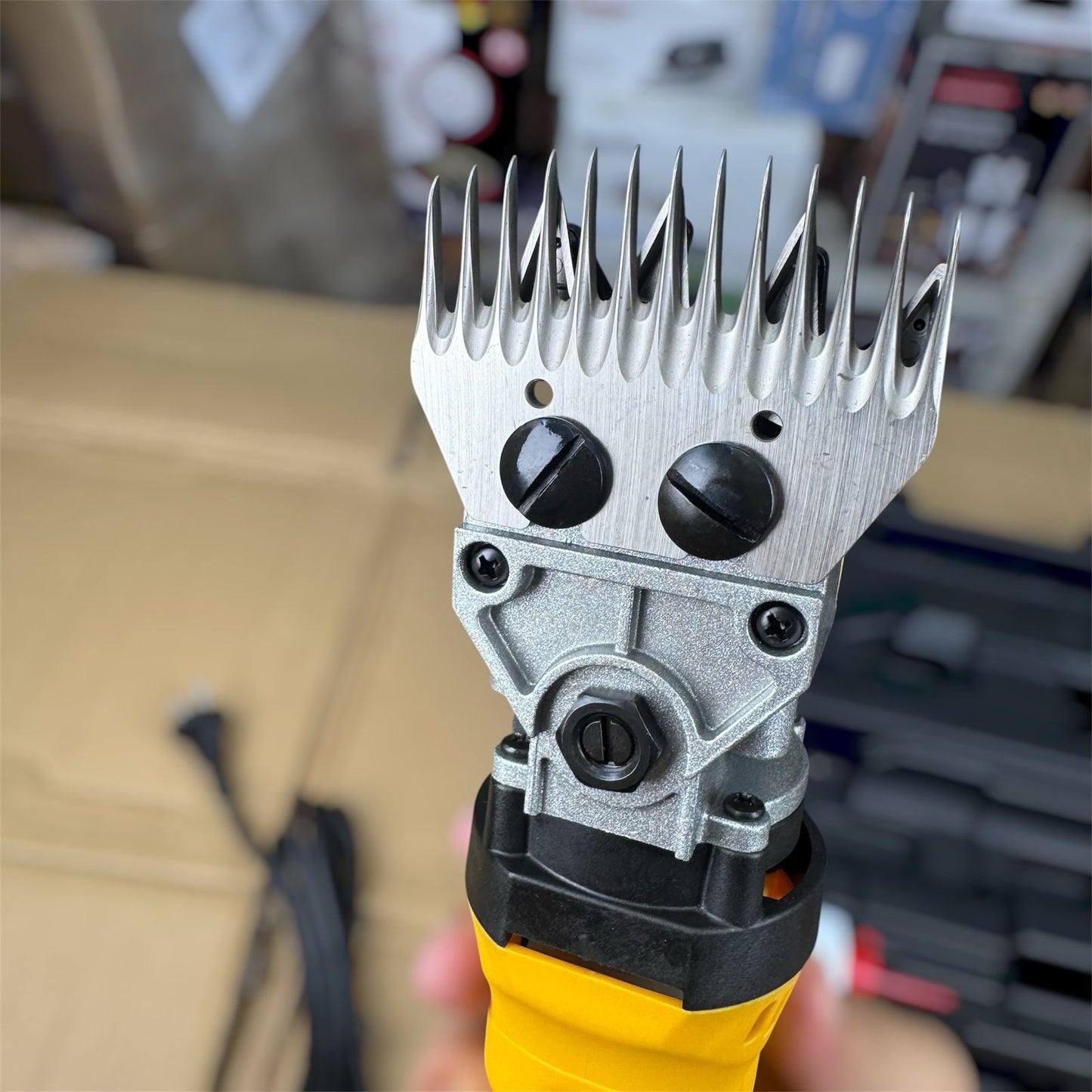 Animal hair cutting machine ( hair trimmer )