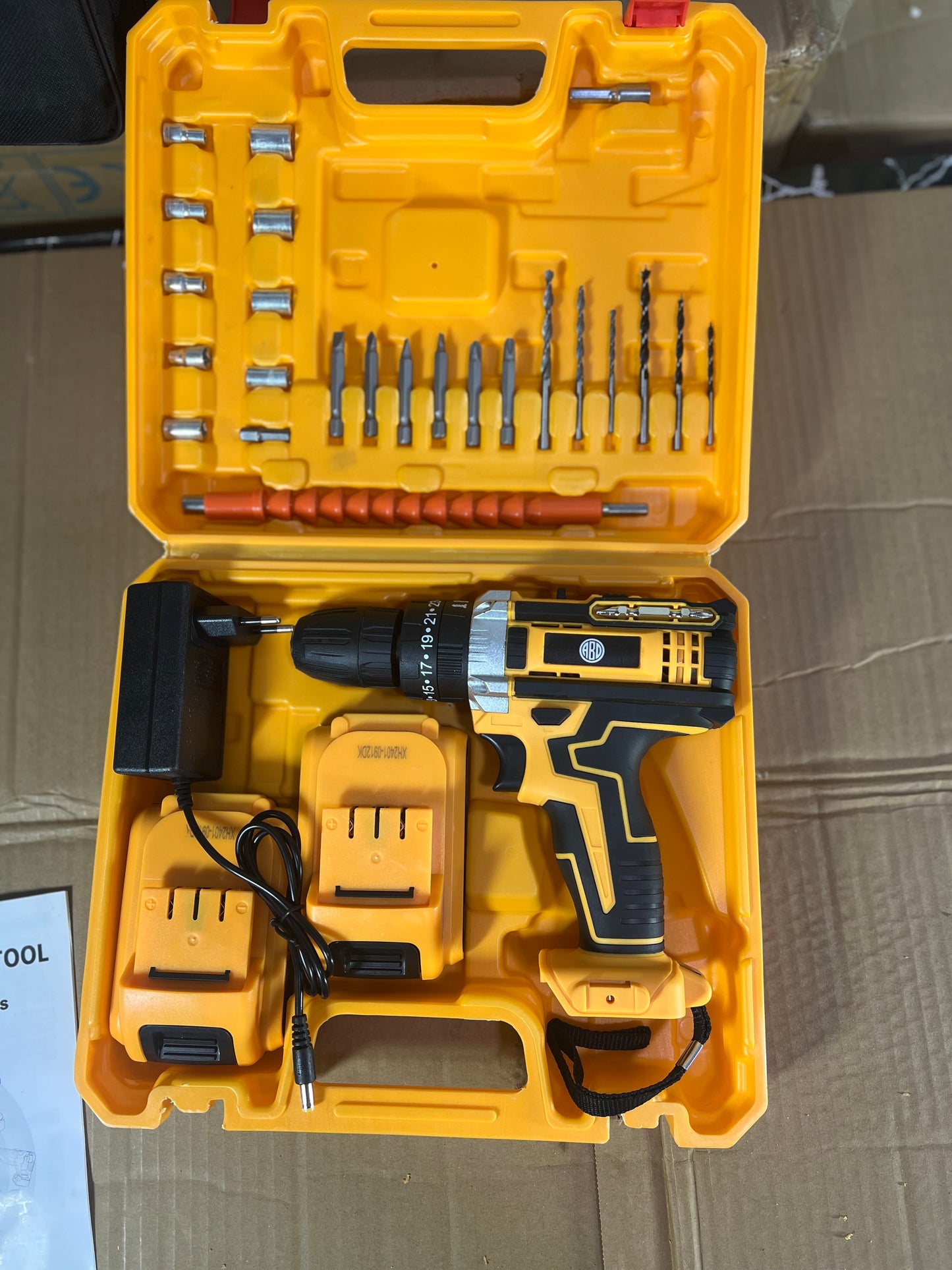 Amazon lot 21v ABD drill machine and screw driver