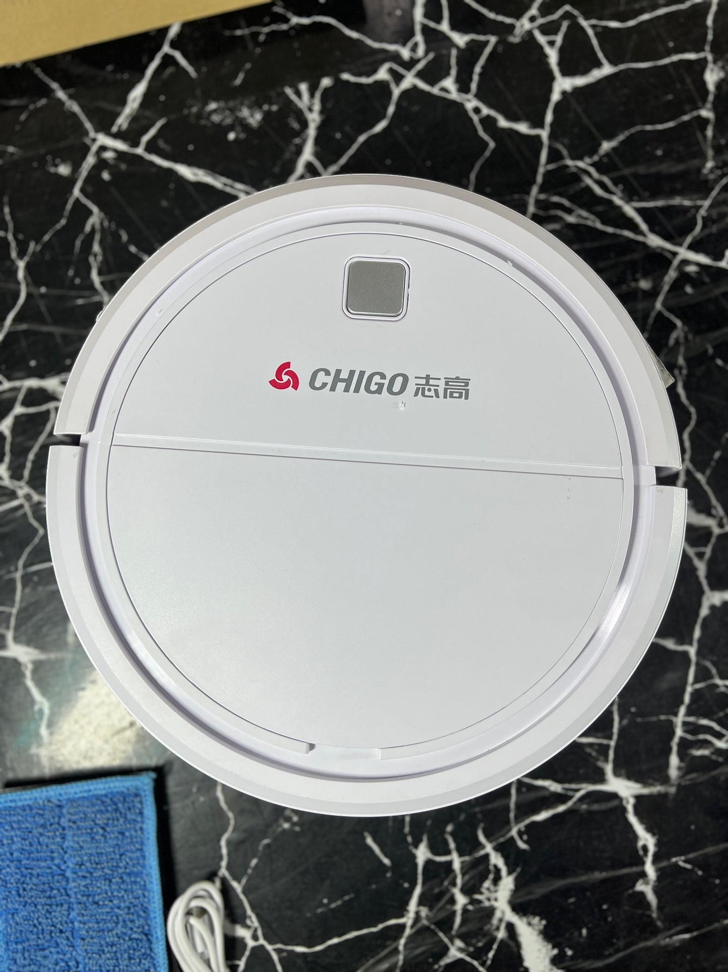 CHIGO intelligent automatic sweeping robot mopping, vacuuming and mopping three-in-one vacuum cleaner