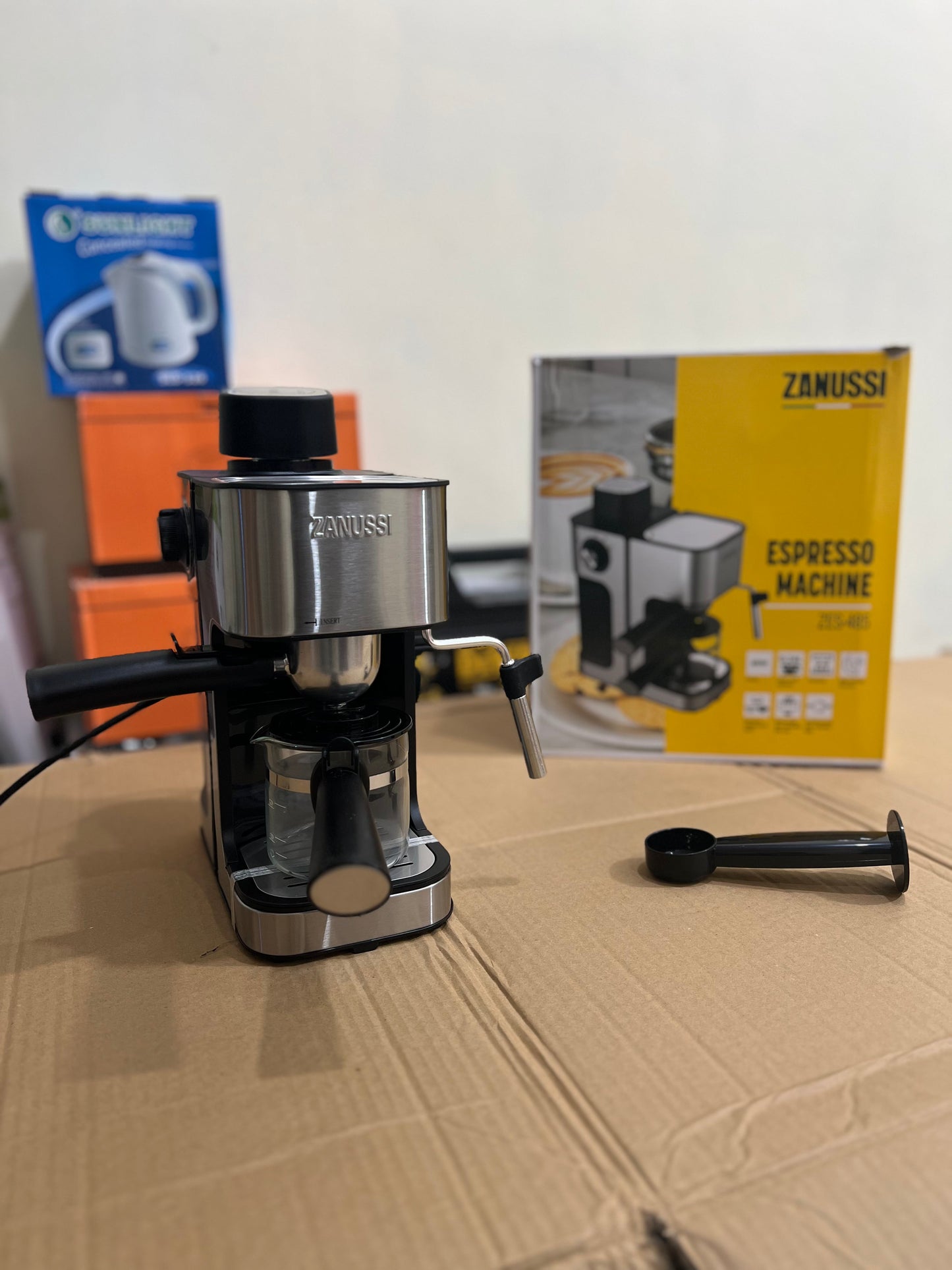 Zanussi 0.24L 4 Cup Cappucino Espresso Coffee / coffee maker