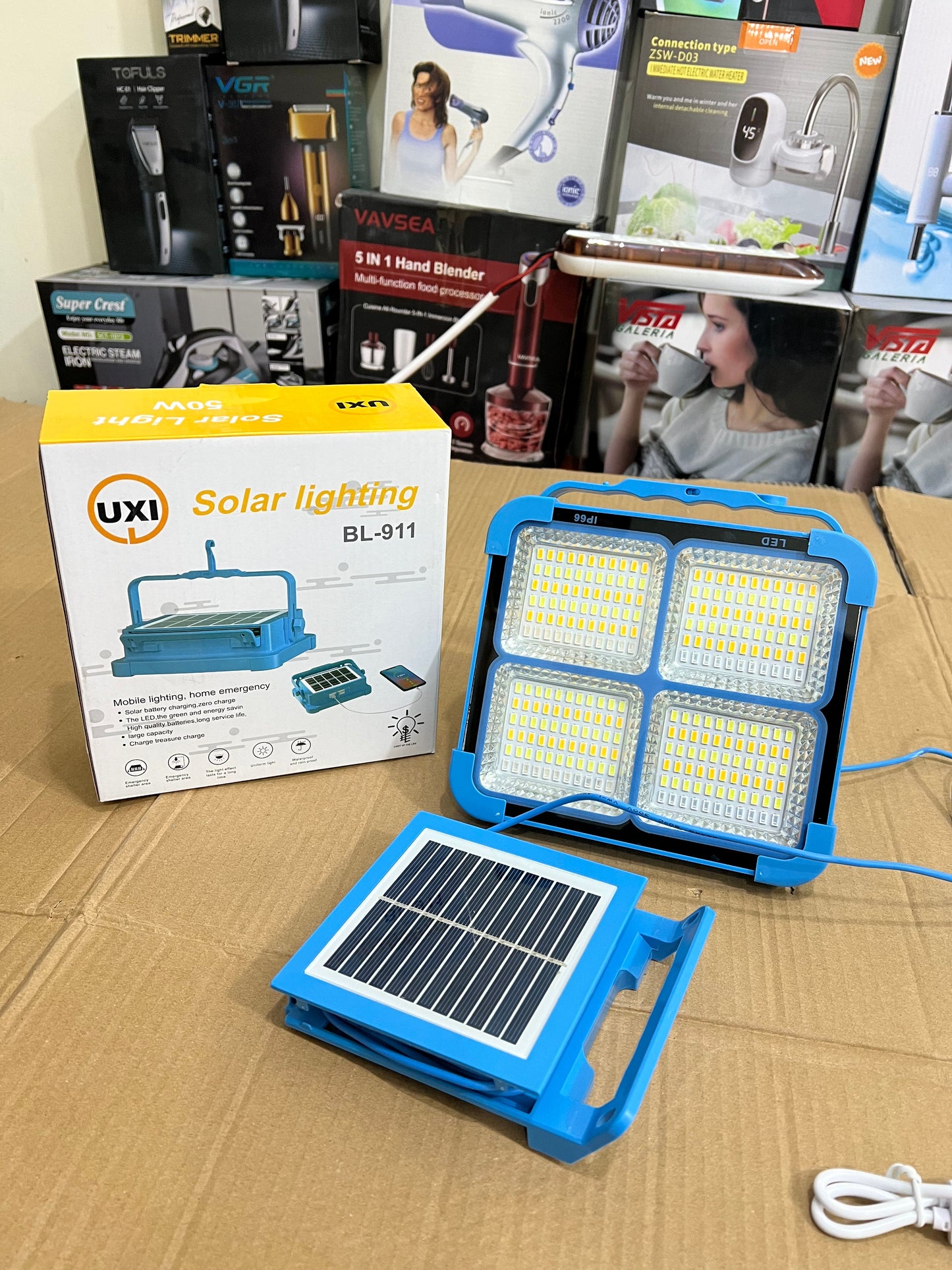 Lot imported solar rechargeable light