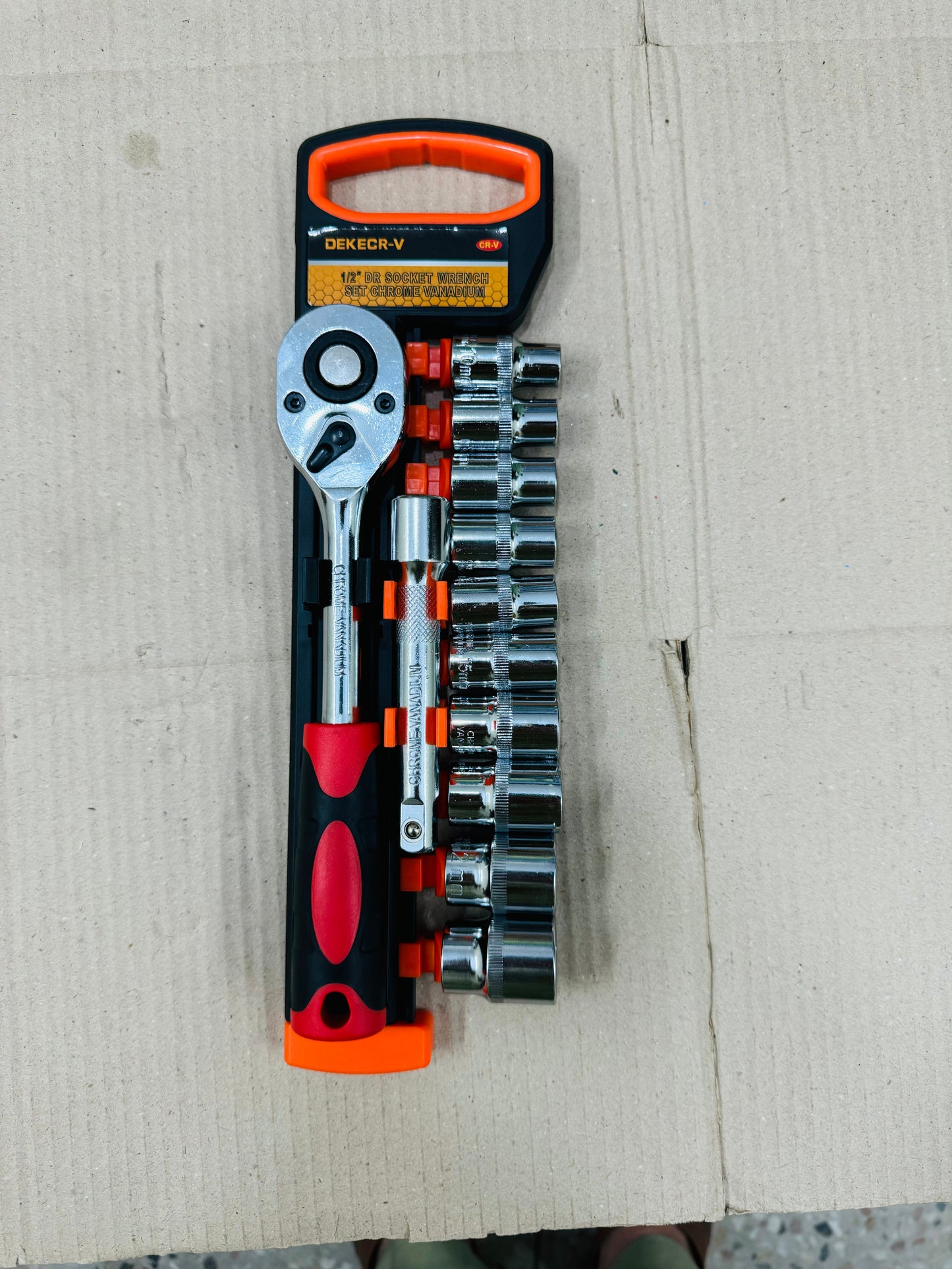 Commercial use socket wrencher