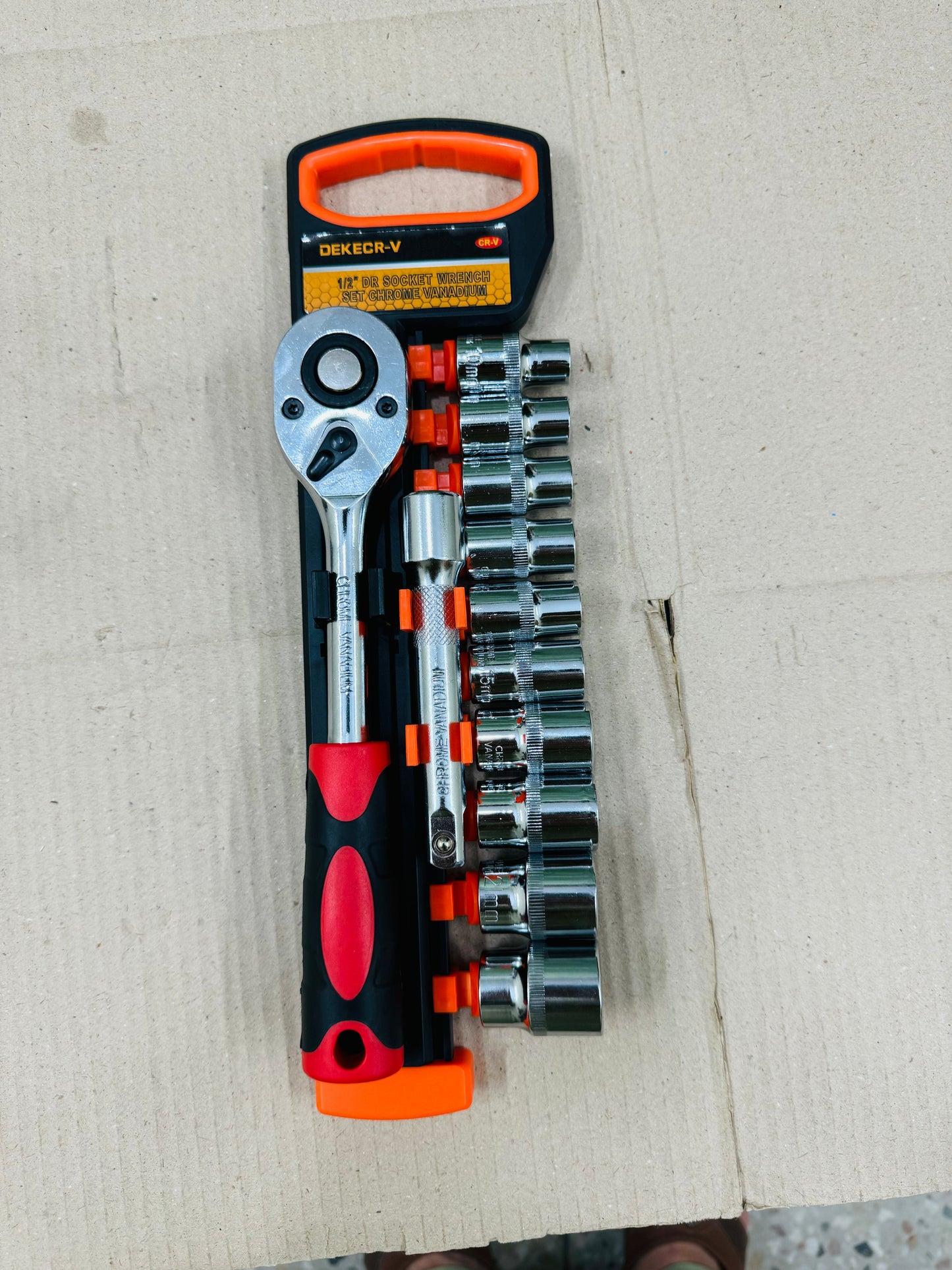 Commercial use socket wrencher