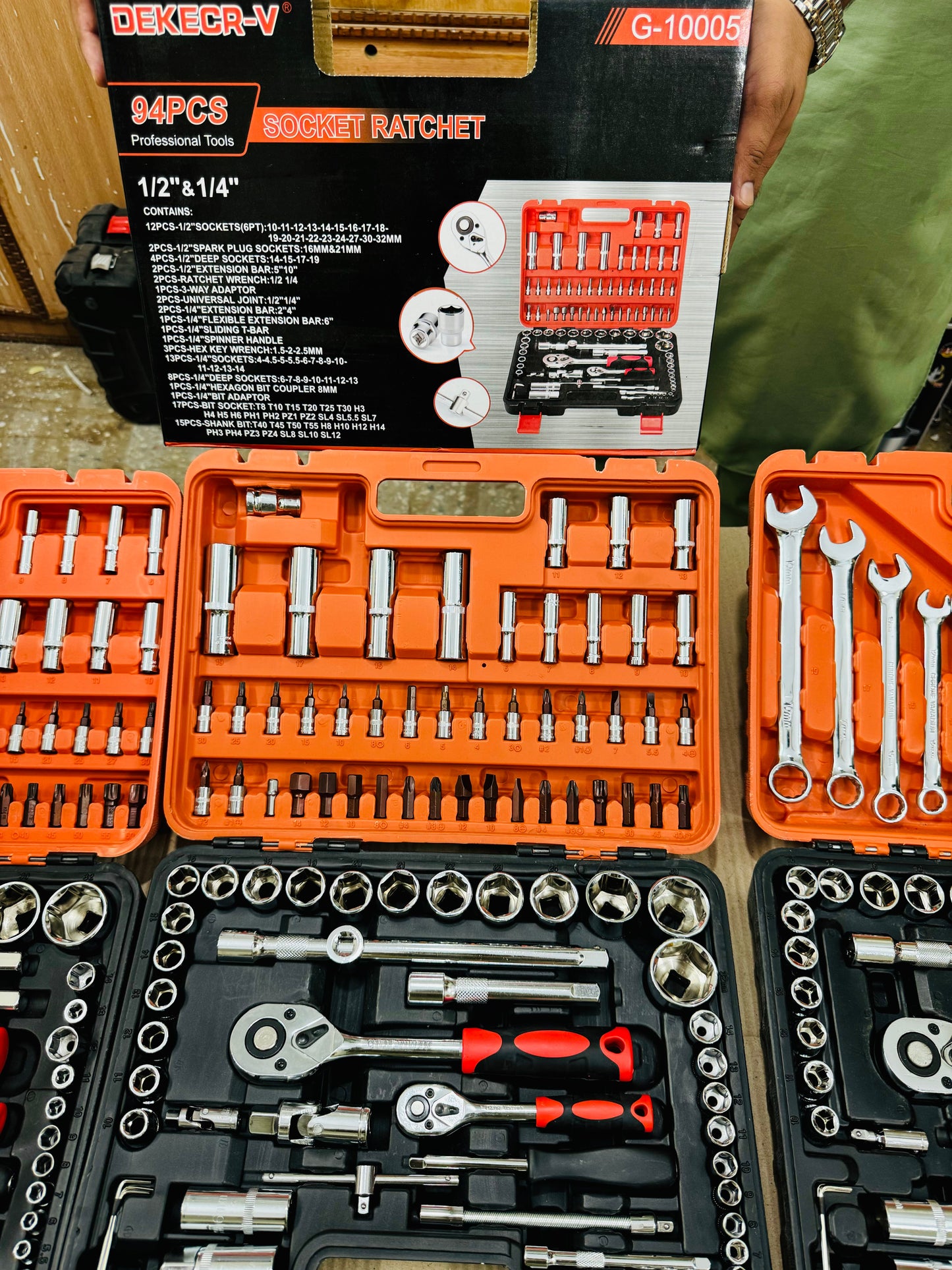 Commercial use tool box set