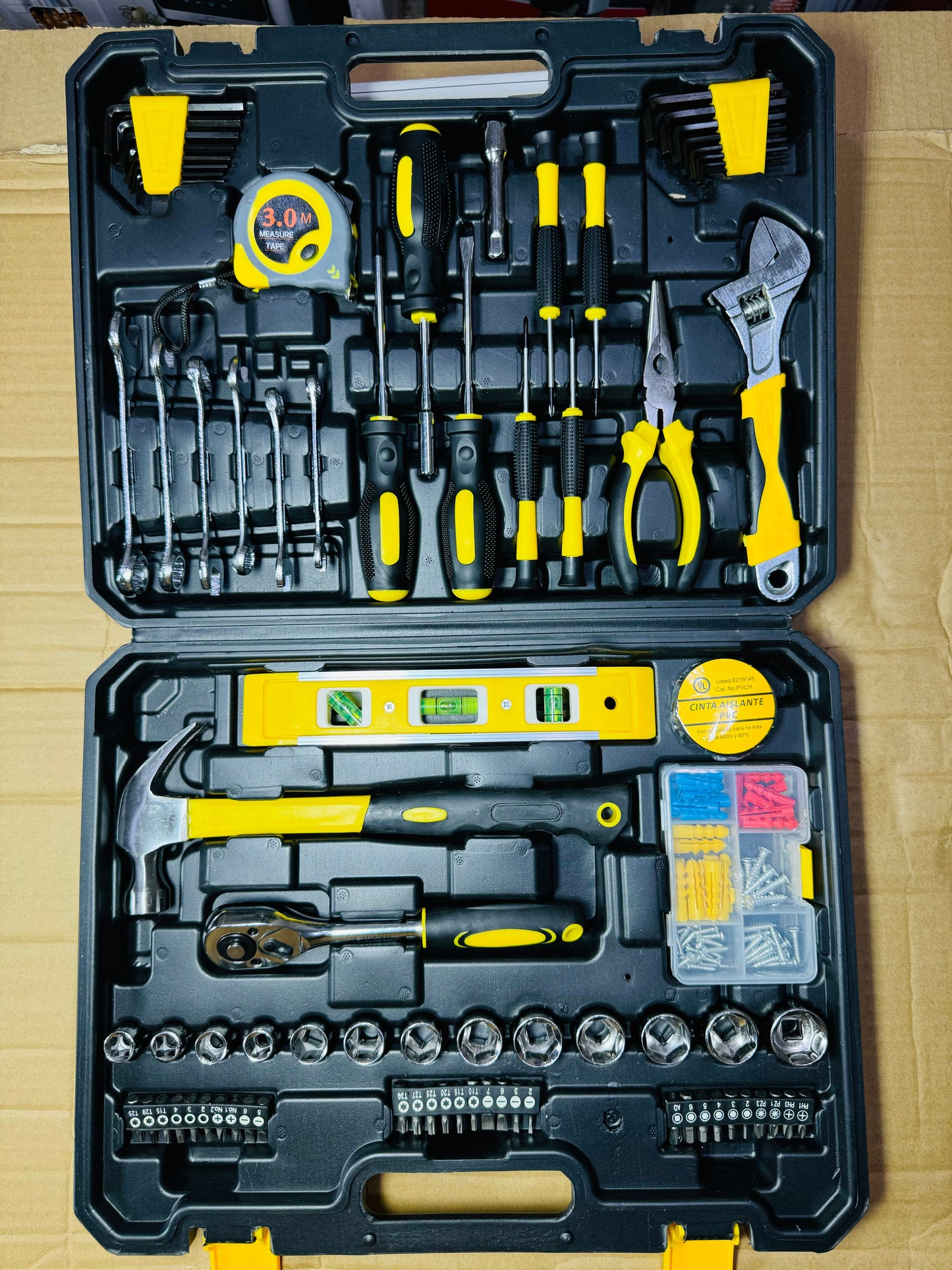 Amazon lot 110 pieces toolkit set