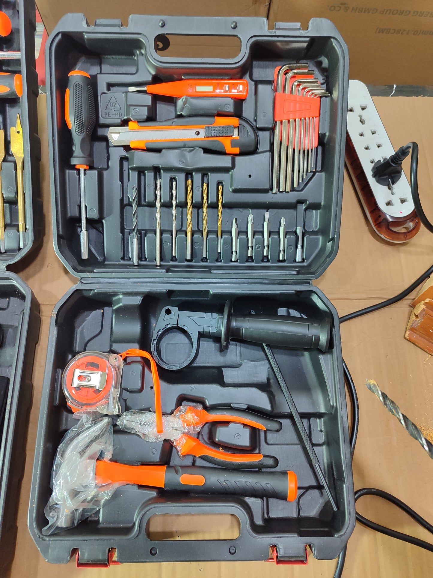 127 Pieces Drill Machine Hardware Tool Box