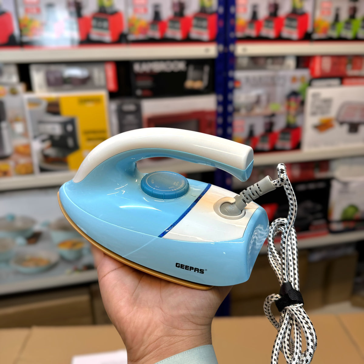 Geepas Automatic Dry Iron GDI 23017