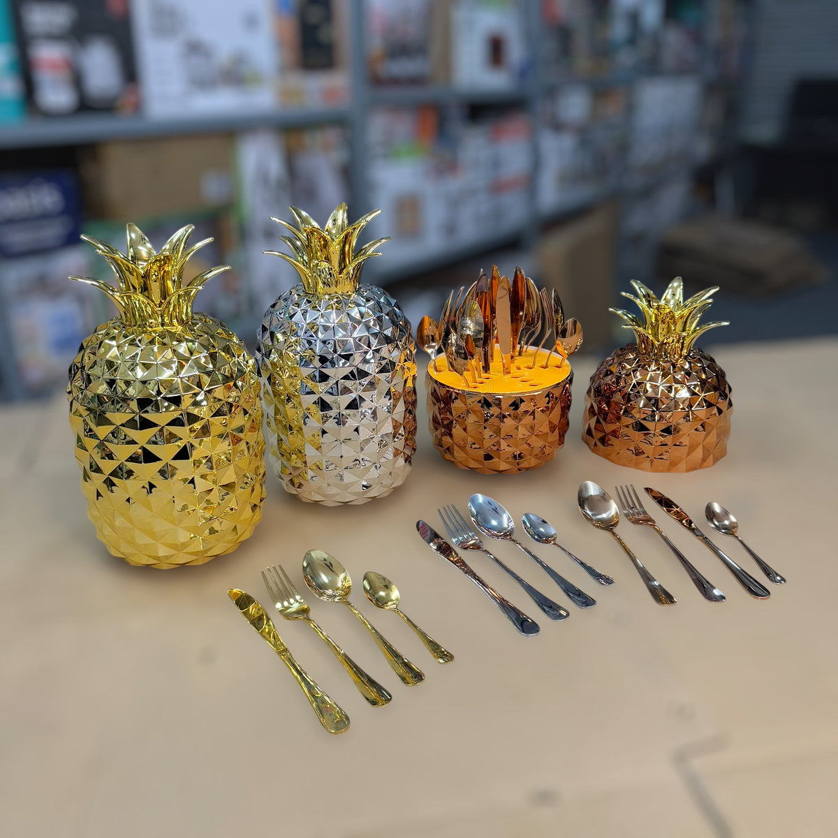 Pineapple 24 Piece Cutlery Set