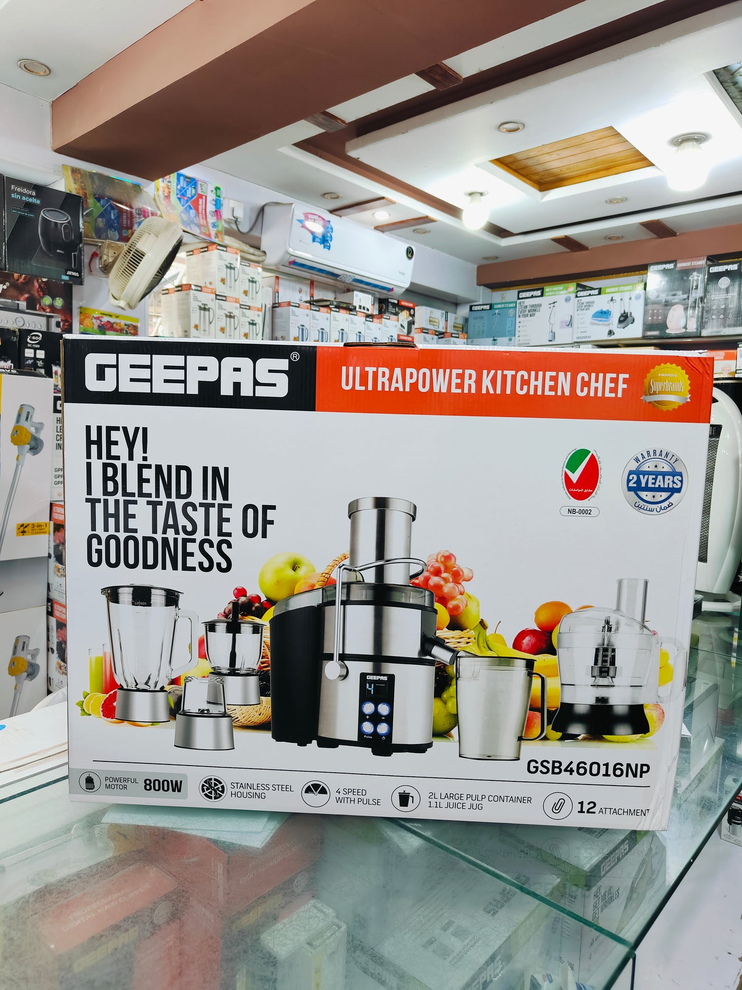 Geepas 12 in 1 kitchen master GSB 46016 ( juicer Blender)