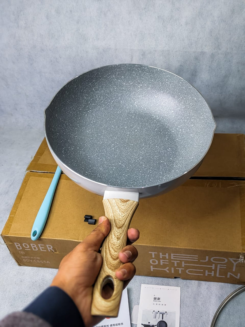 BoBer Marble coated Fry pan with Glass Lid and Spatulla