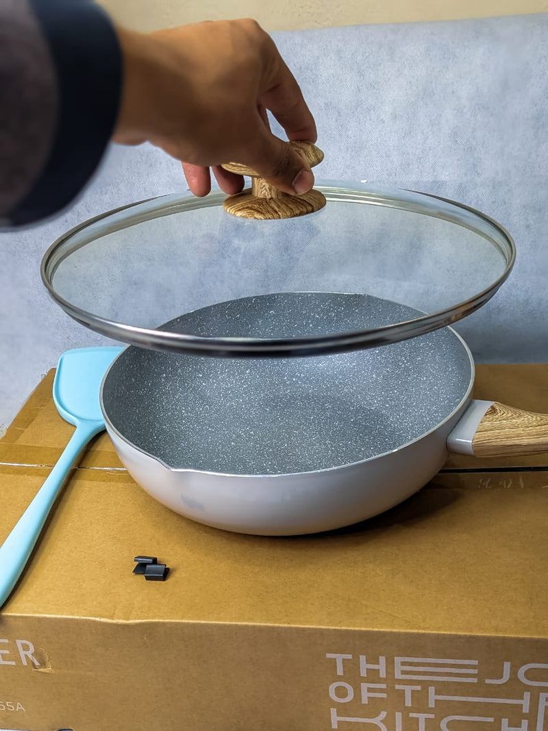 BoBer Marble coated Fry pan with Glass Lid and Spatulla