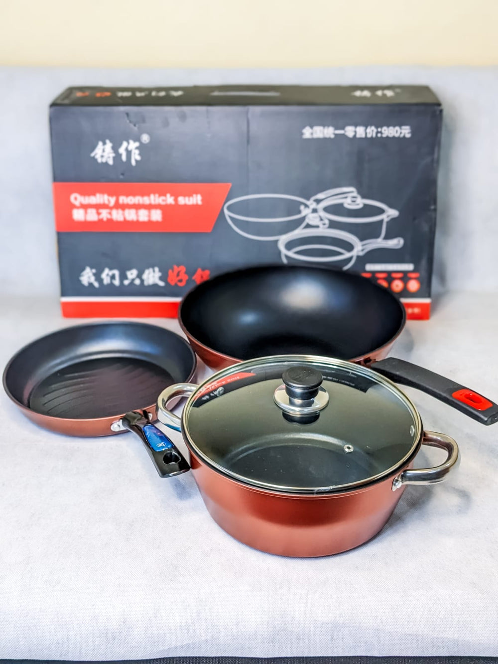 Lot imported 3 in 1 cookware set