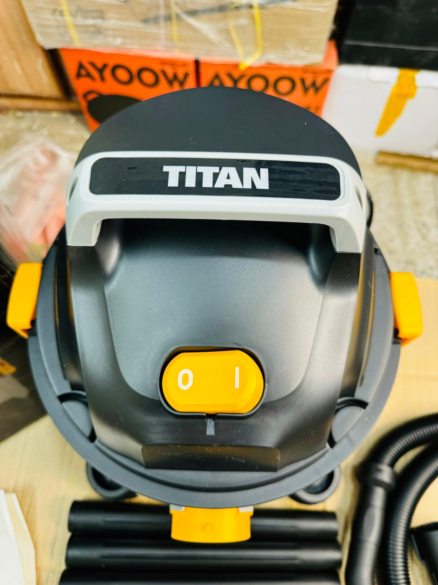 Titan 1300W 16Ltr Wet & Dry Vacuum