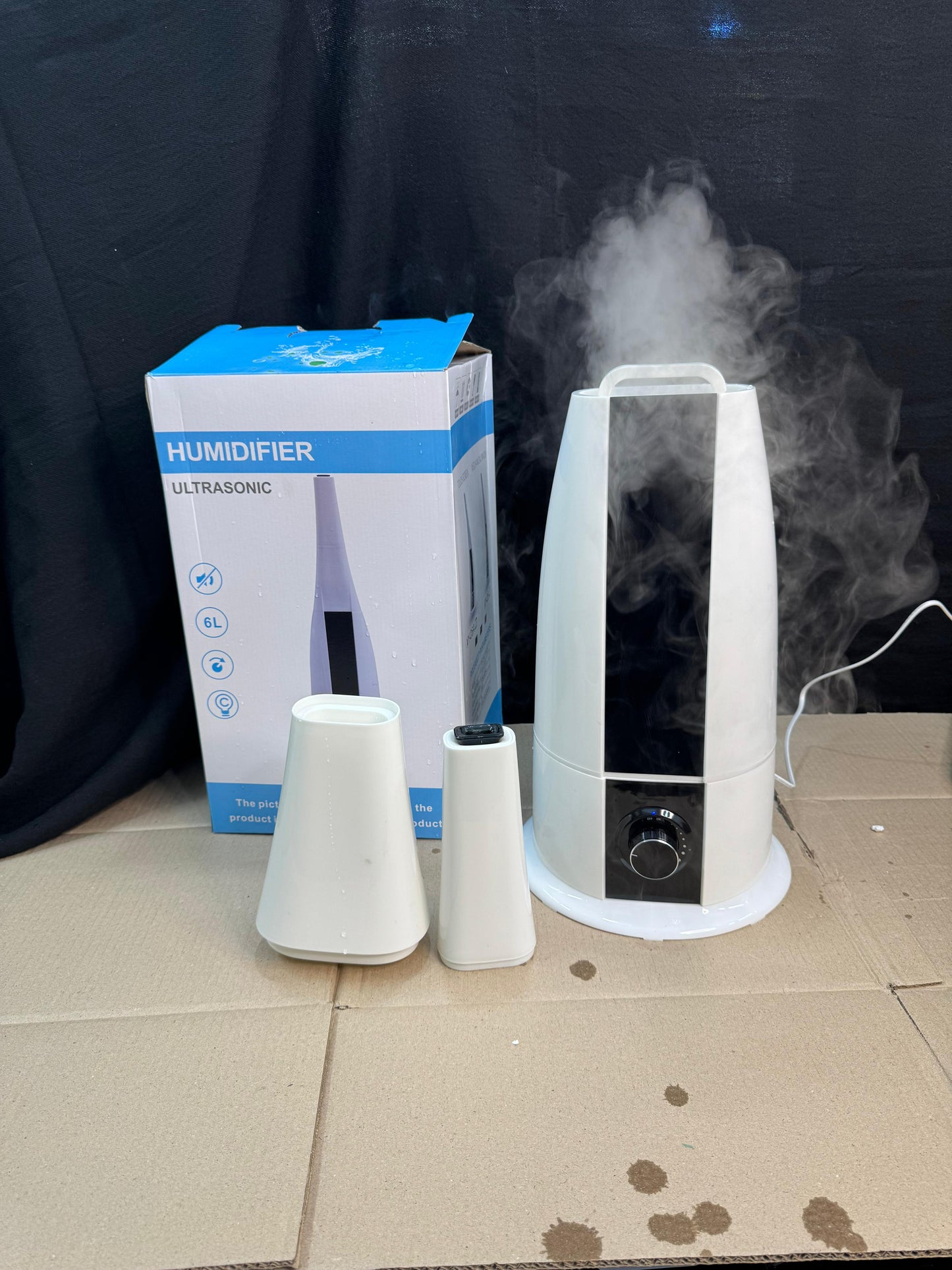 Ultrasonic large size air freshener Fog adjustment and humidity control