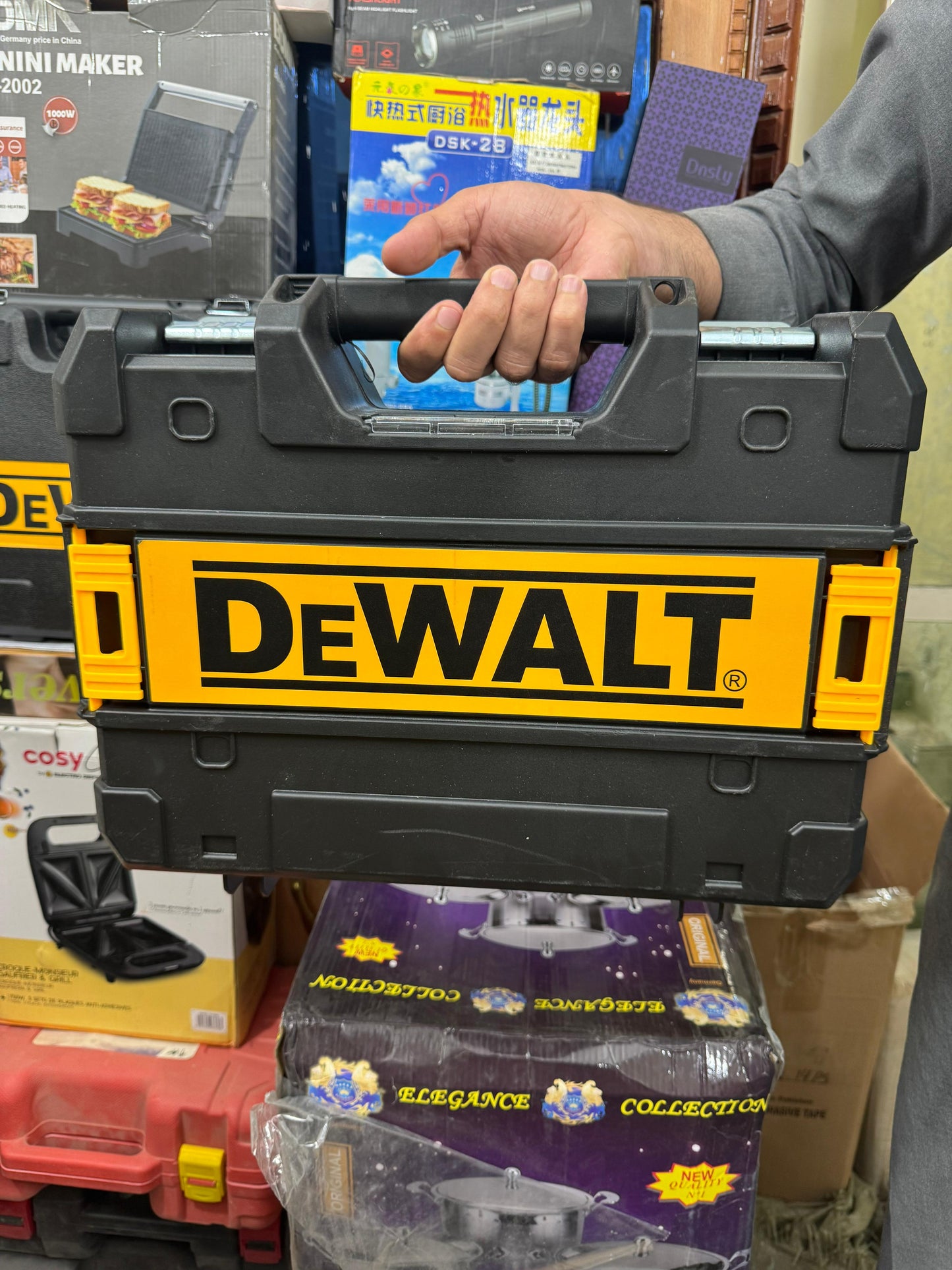 Dewalt 2 in 1 drill & impact wrench set