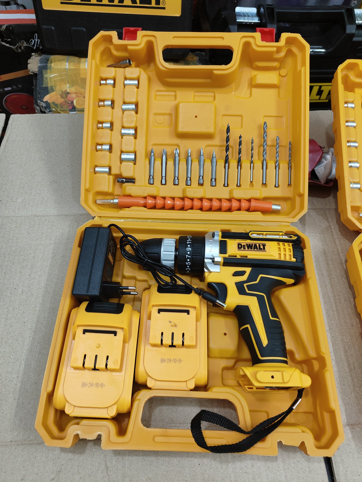 Dewalt Drill machine set 36V & 24V