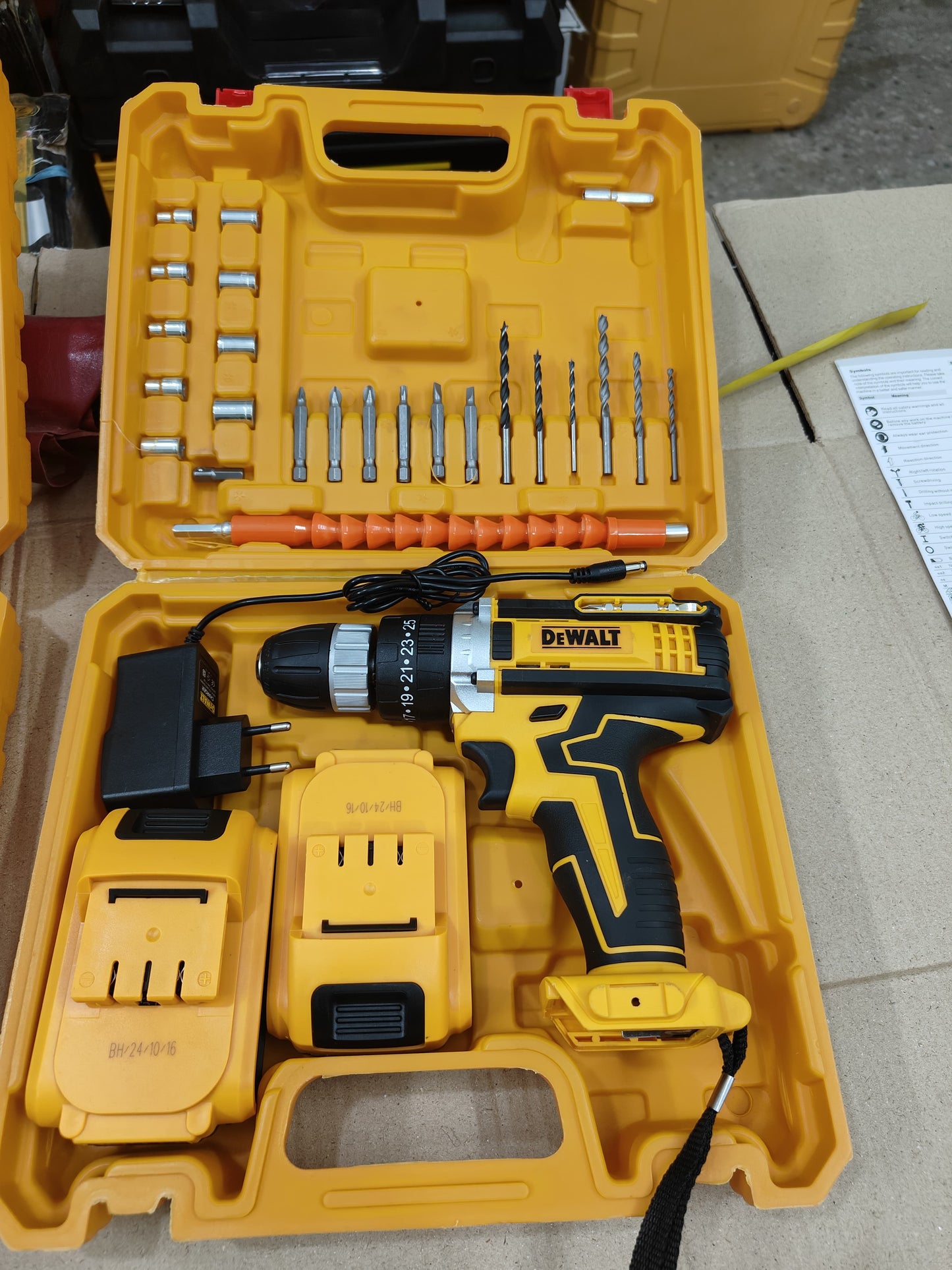 Dewalt Drill machine set 36V & 24V