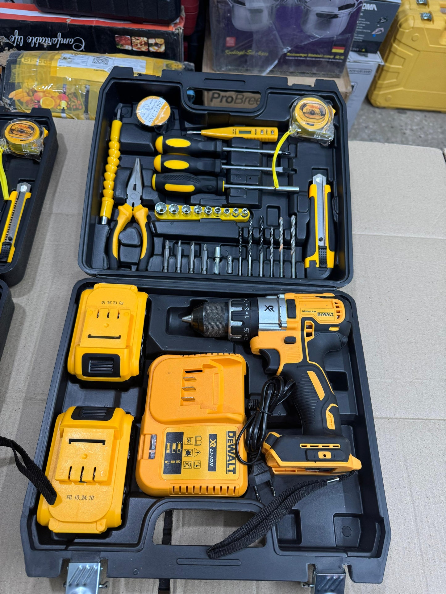 Dewalt commercial drill machine 20v