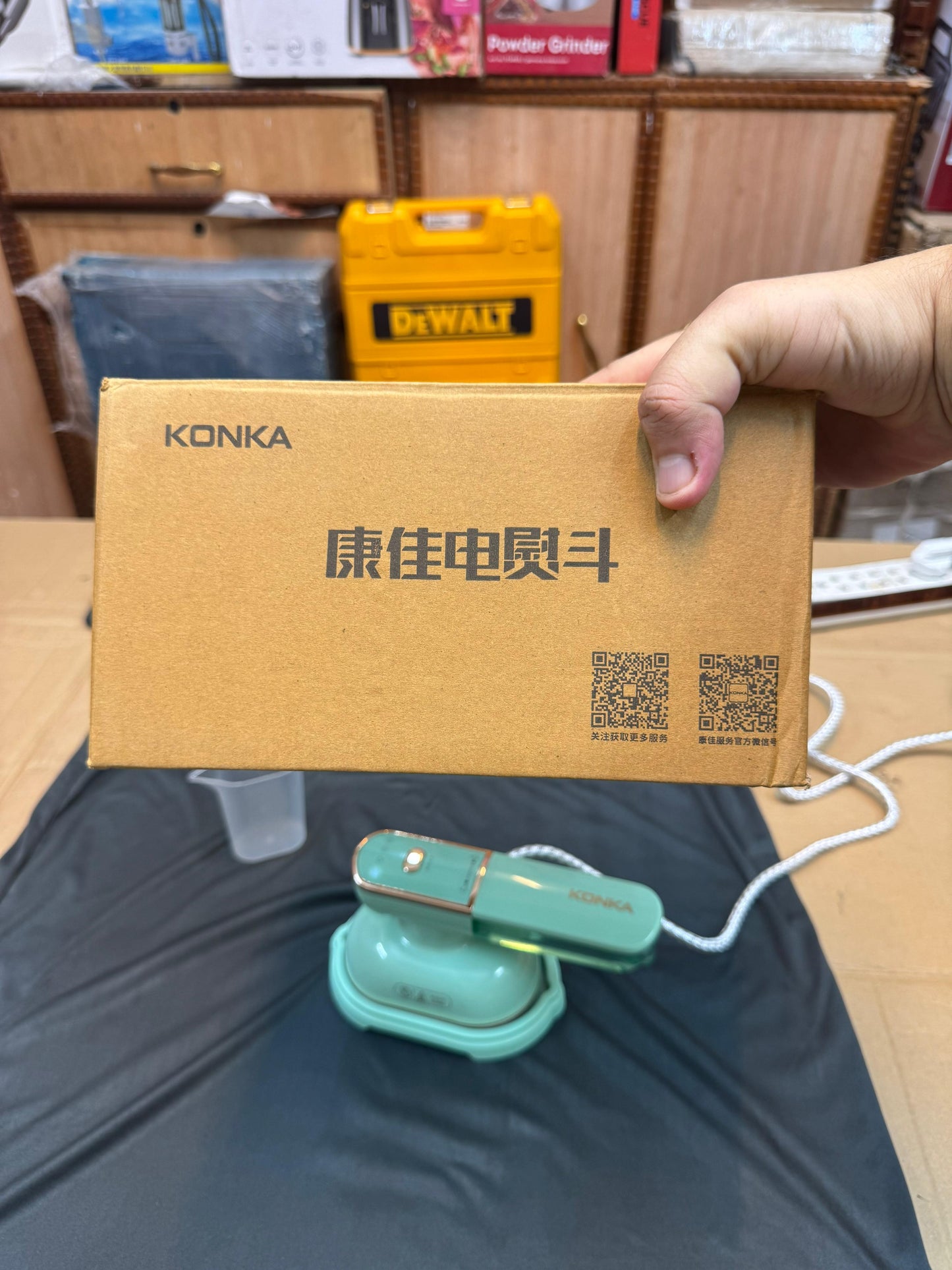 Konka Korean lot 4 in 1 steam iron & hand held steamer