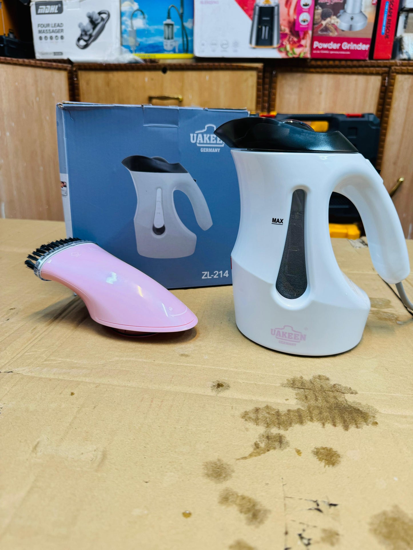 UAKEEN 2 IN 1 KETTLE & HANDY STEAMER