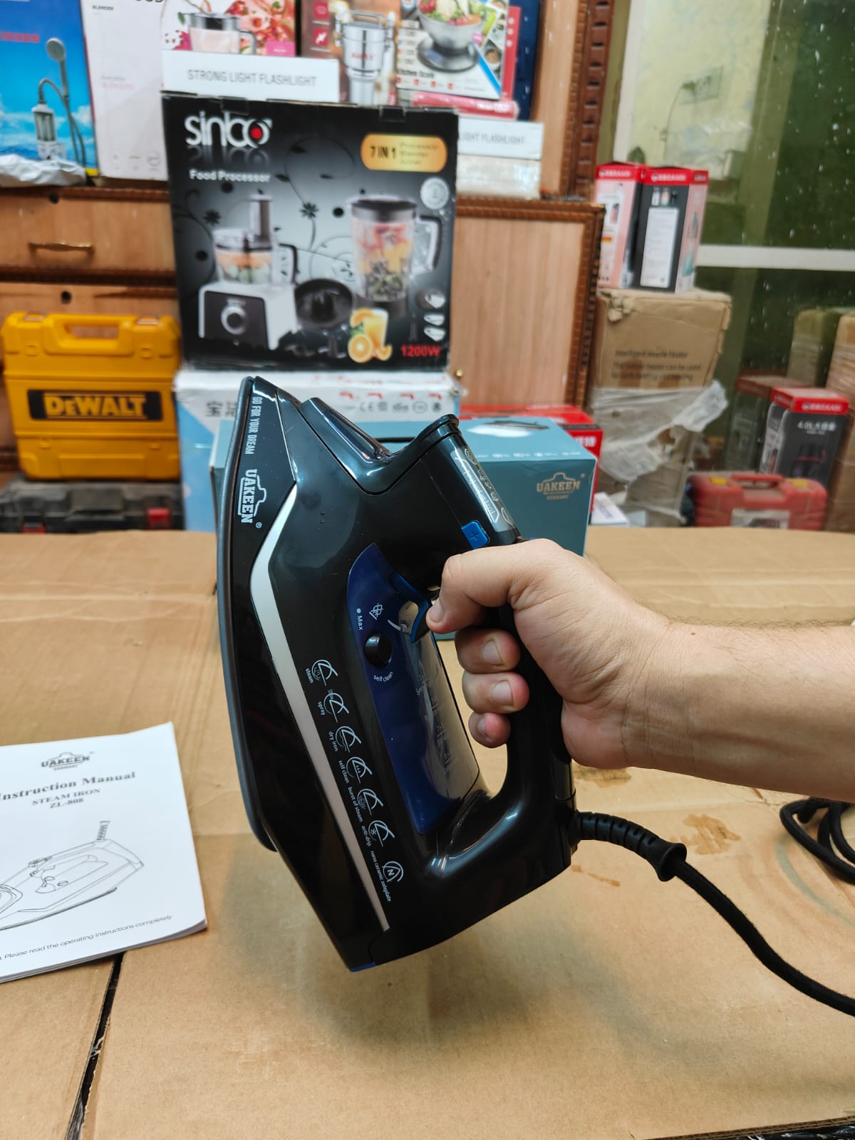 Uakeen Steam Iron ZL-808