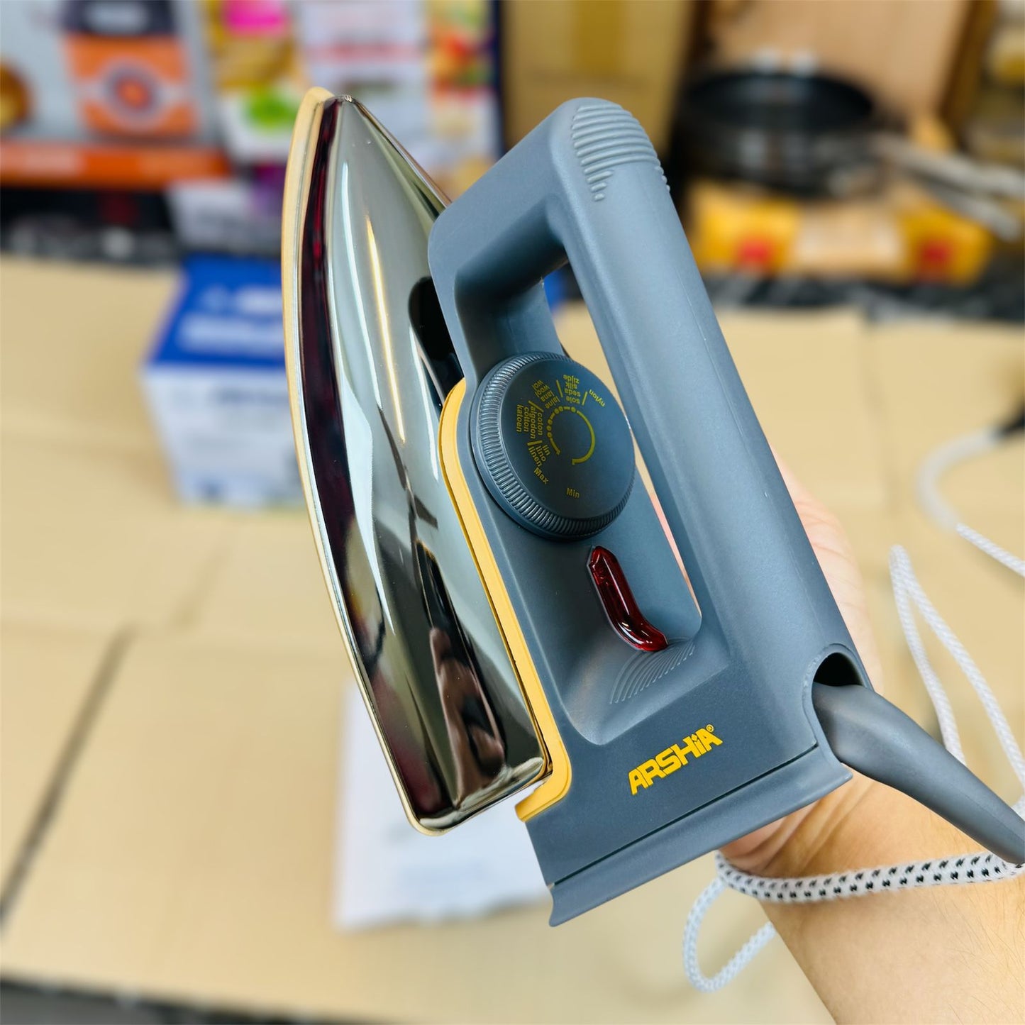 ARSHIA germany light weight dry iron