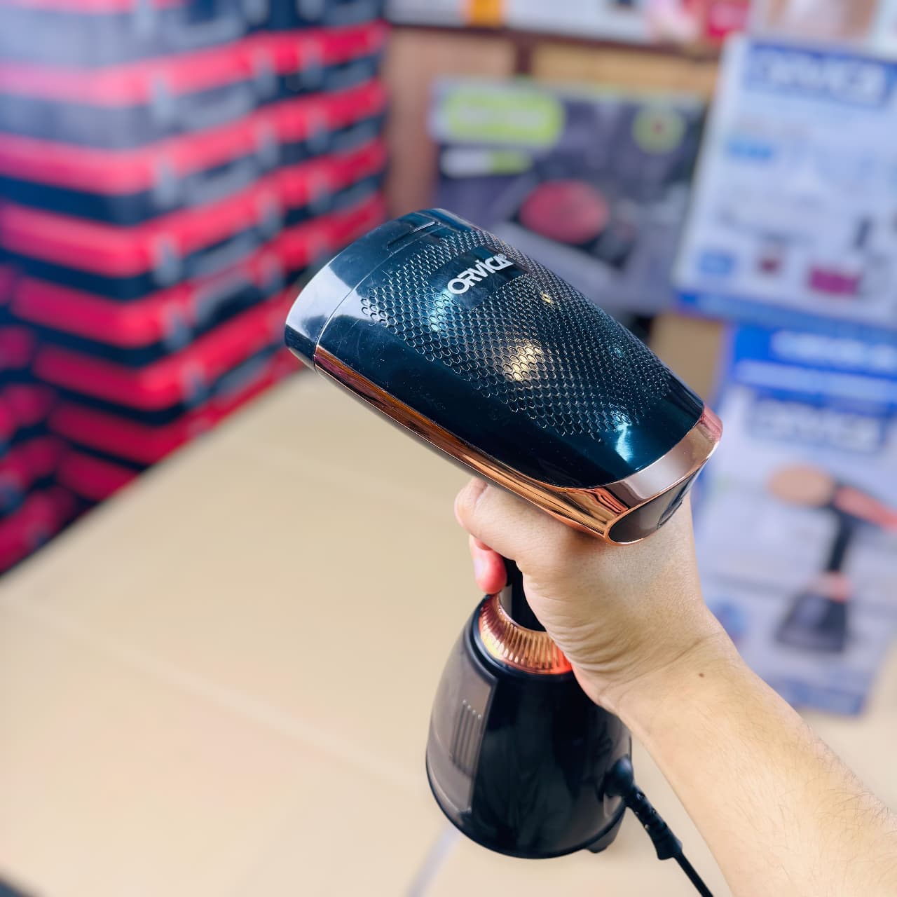 ORVICA hand held multi speed garment steamer