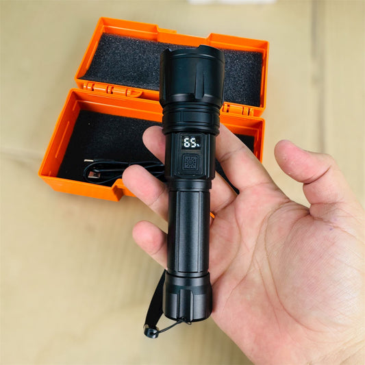 Lot imported CUBA Torch Light 9200MAH