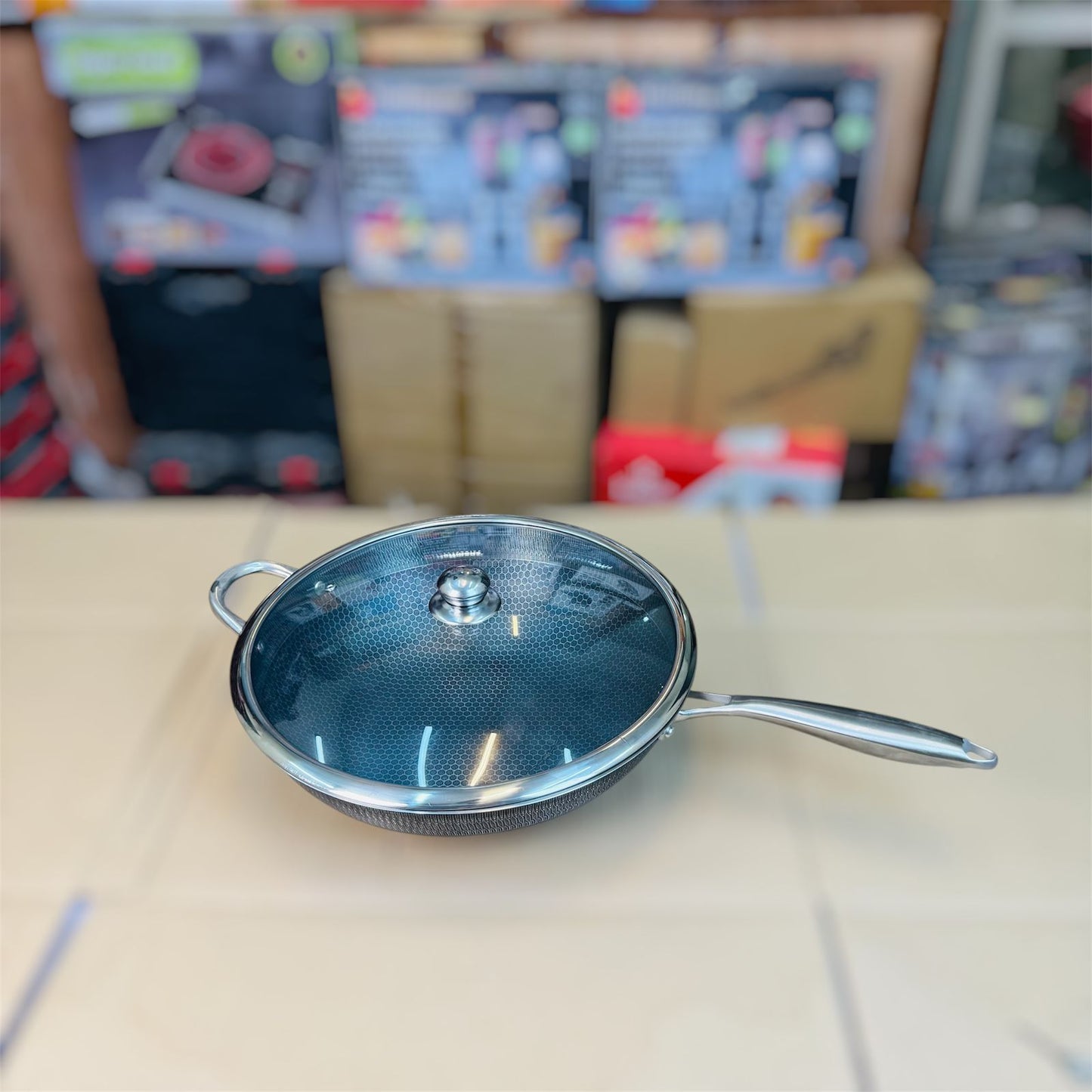 Germany lesser honeycomb deep fry pan ( karahi )