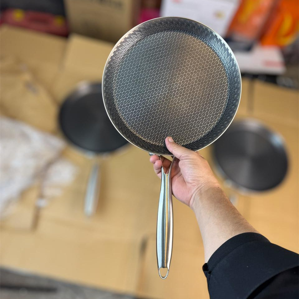 Germany lot honeycomb lesser shallow pan & tawa