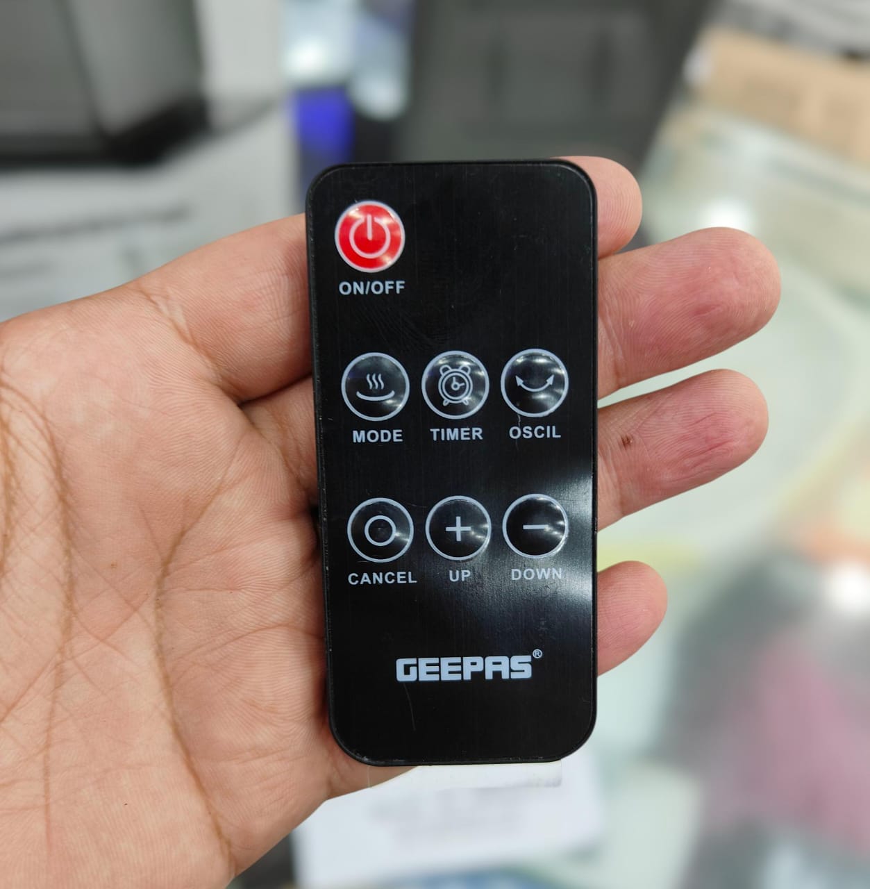 GEEPAS ptc ceramic fan heater 28574