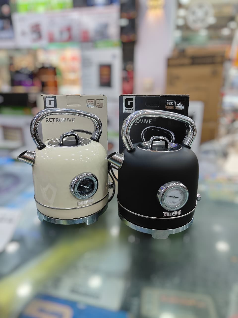 Geepas electric kettle 38074UK