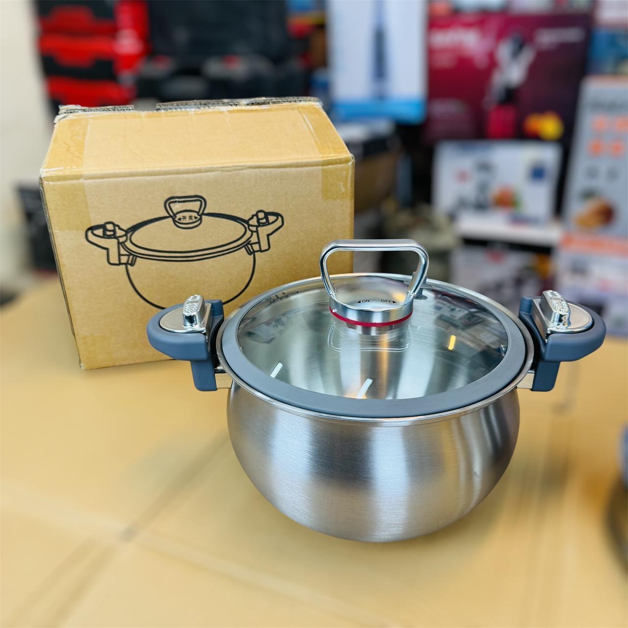 Japanese Design lot 7 litter pressure cooker