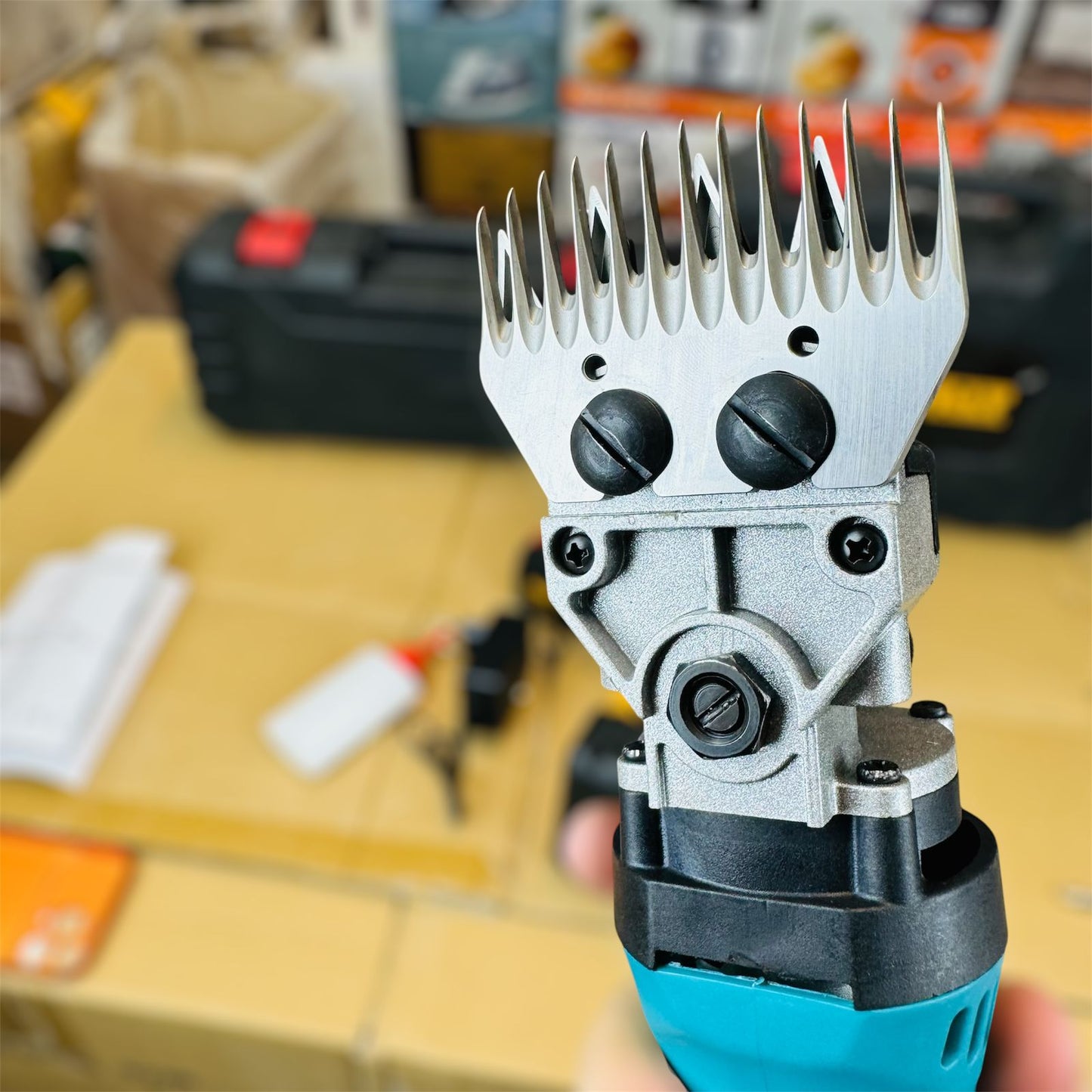 Animal hair cutting machine ( hair trimmer )