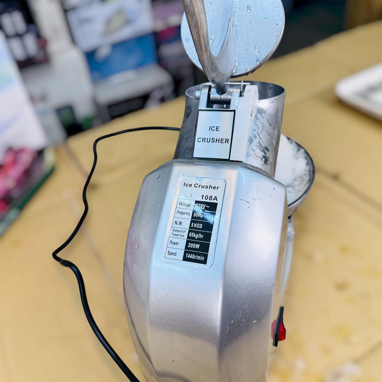 LOT IMPORTED COMMERCIAL  ICE CRUSHER MECHINE 300W
